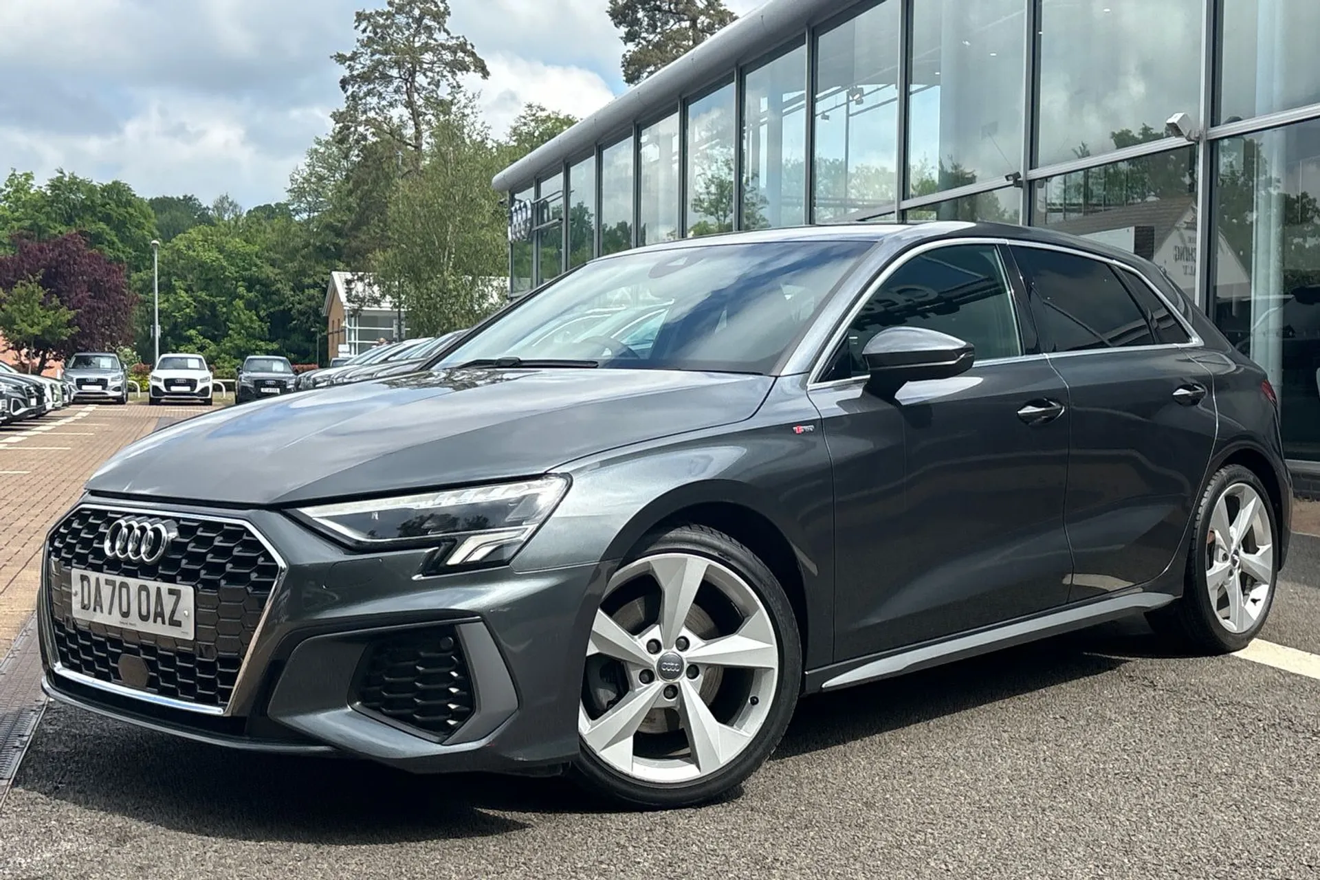 Audi A3 thumbnail image number 10