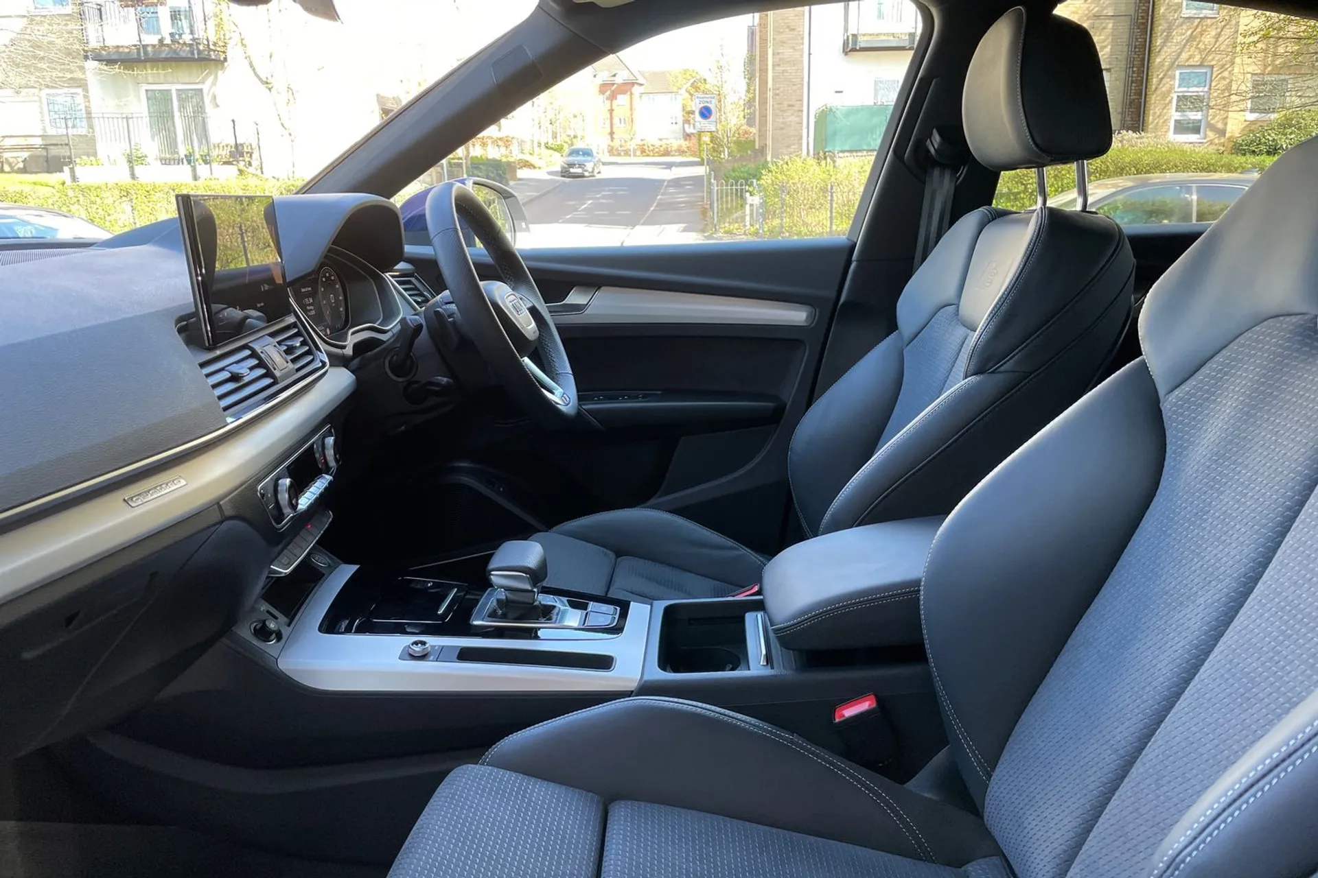 Audi Q5 thumbnail image number 27