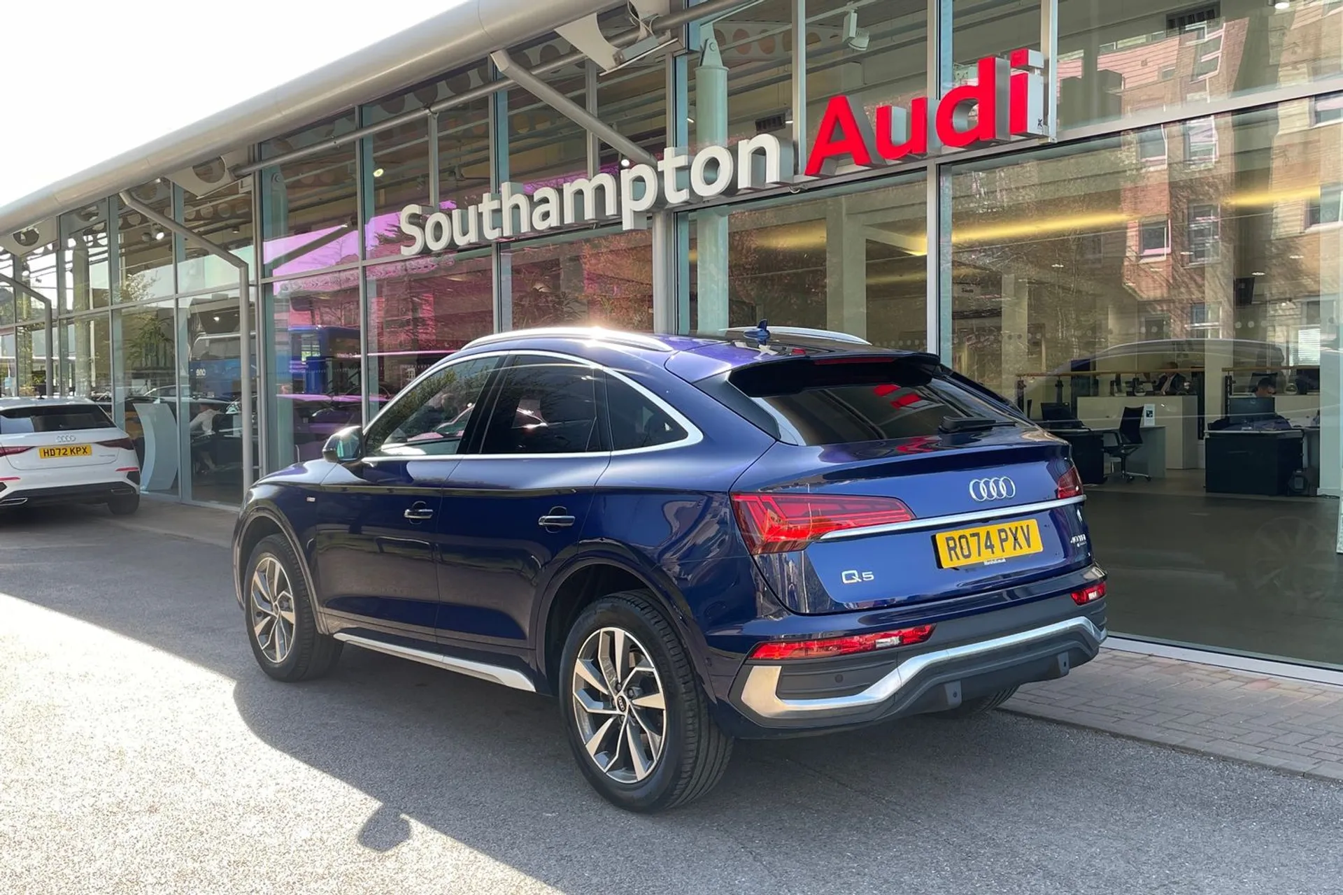 Audi Q5 thumbnail image number 7