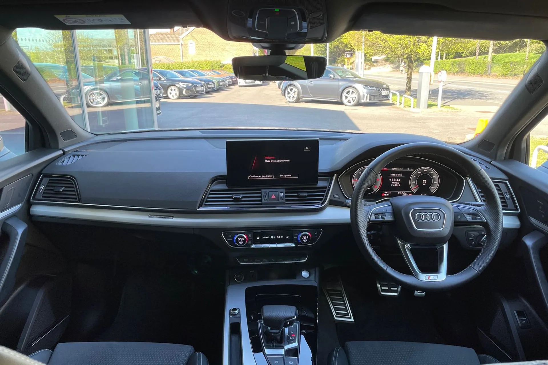 Audi Q5 thumbnail image number 3