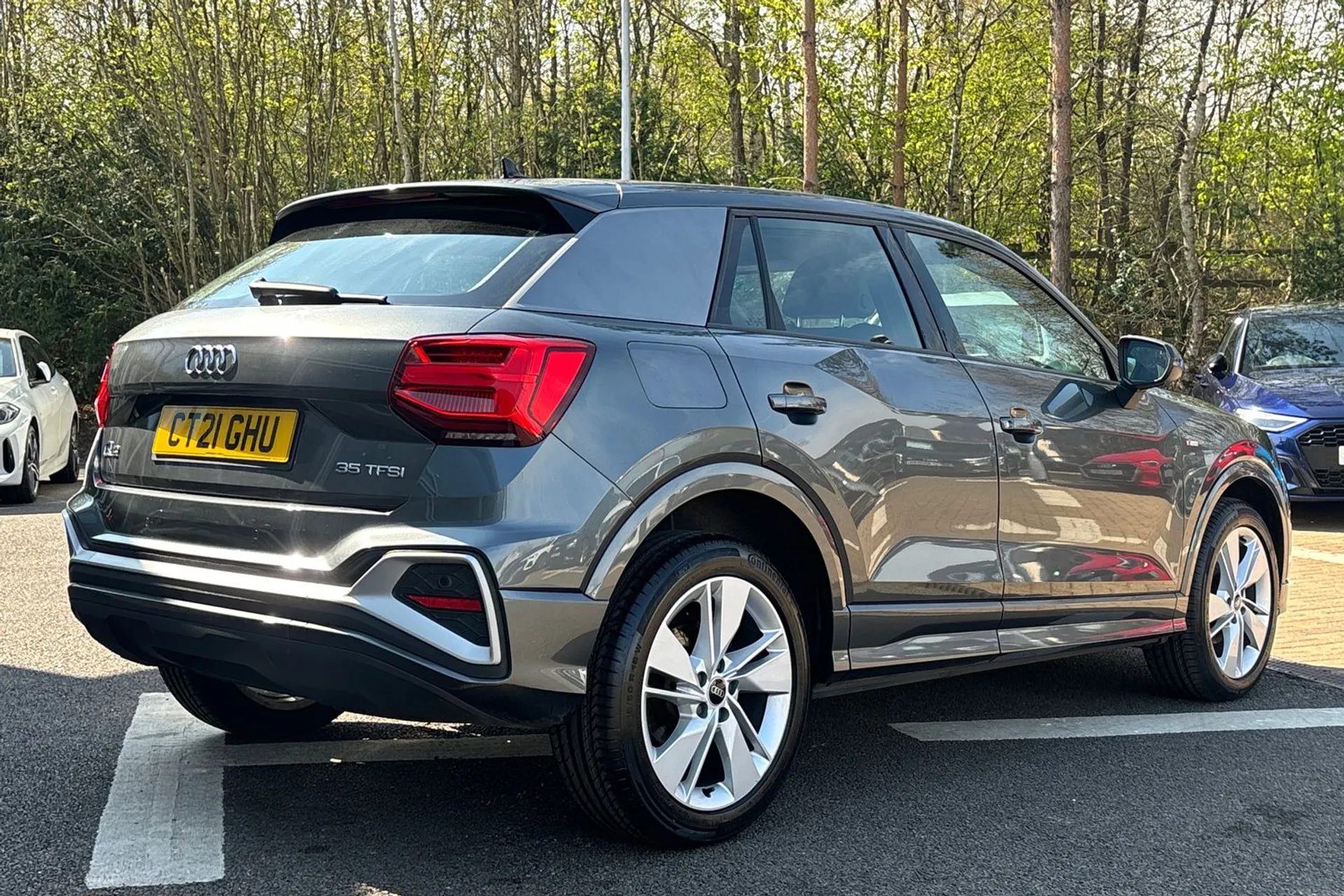 Audi Q2 thumbnail image number 6