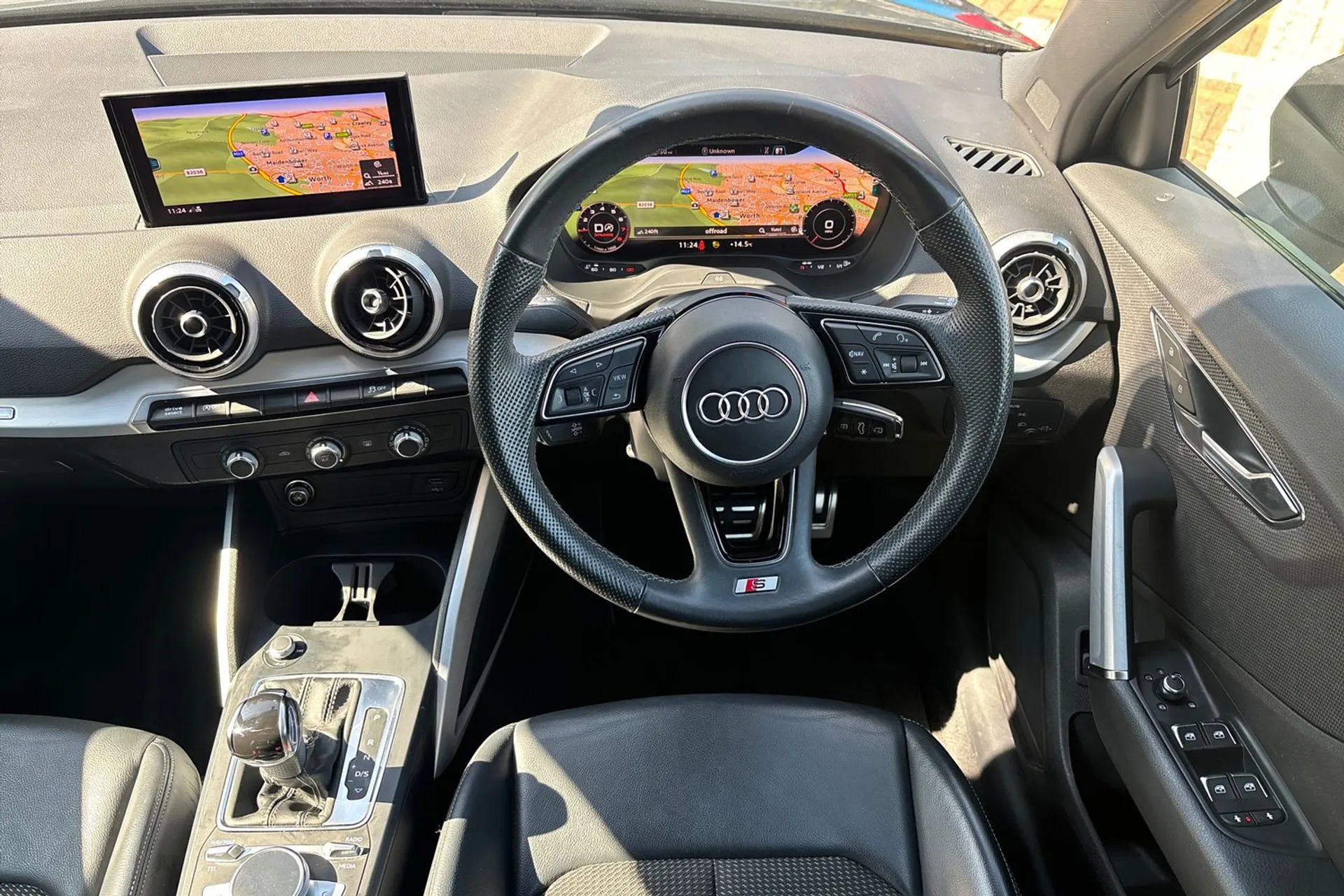 Audi Q2 thumbnail image number 34