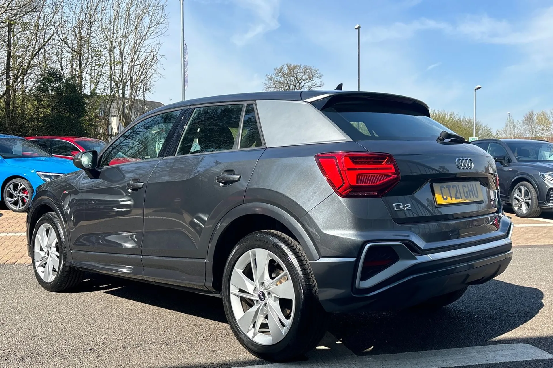 Audi Q2 thumbnail image number 8