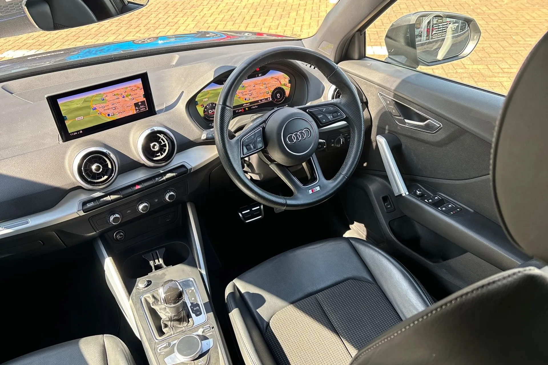 Audi Q2 thumbnail image number 33