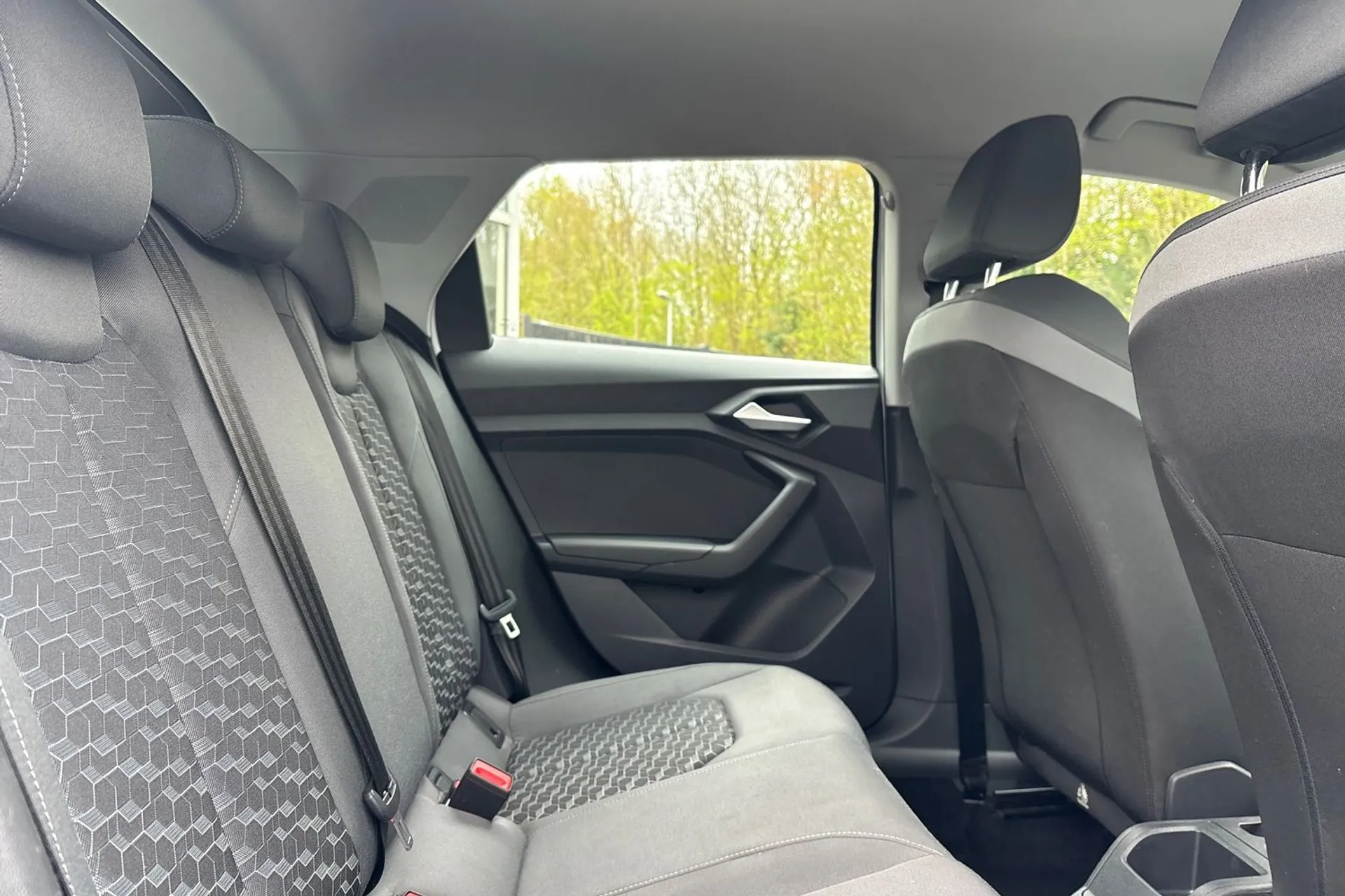 Audi A1 thumbnail image number 21