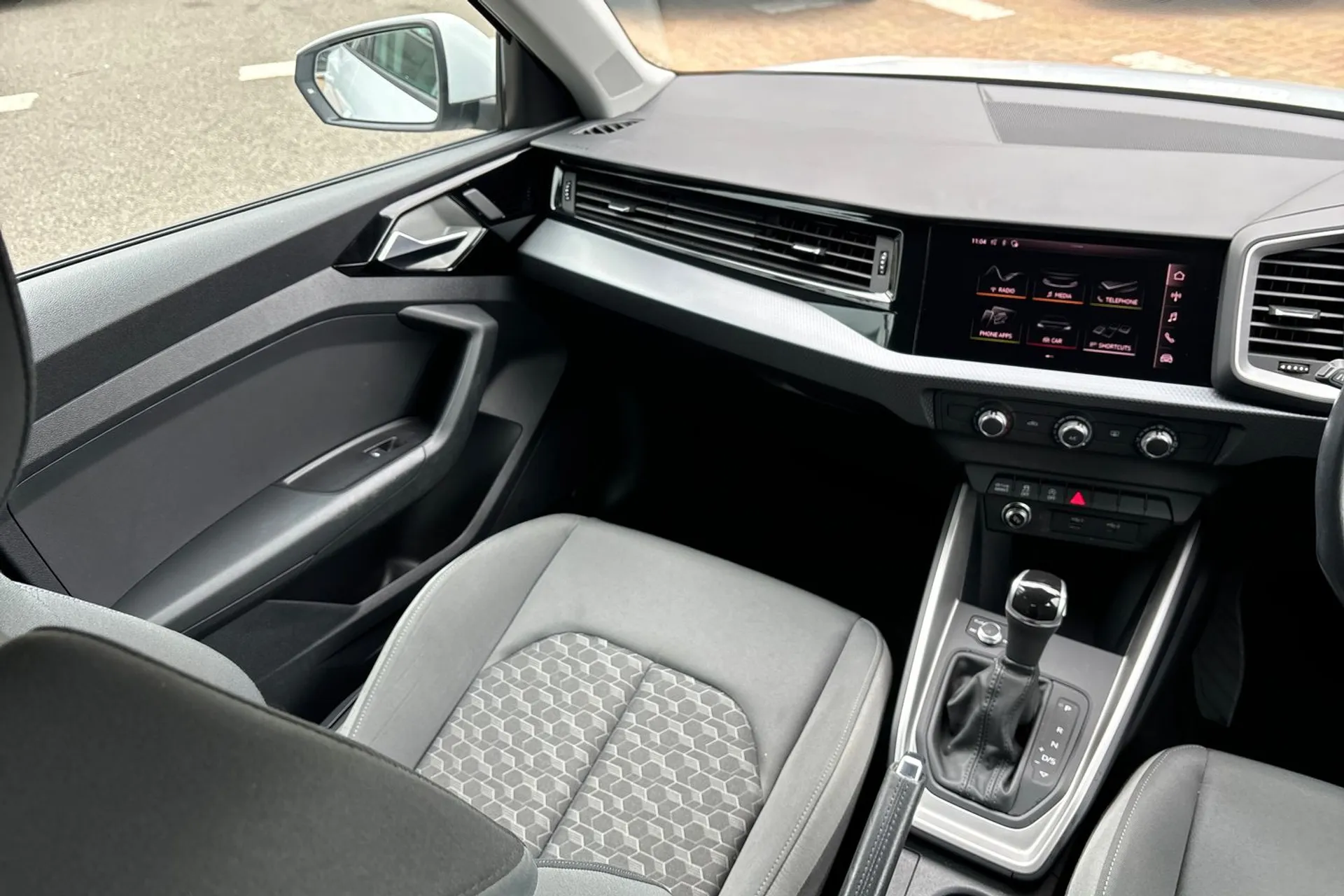 Audi A1 thumbnail image number 32