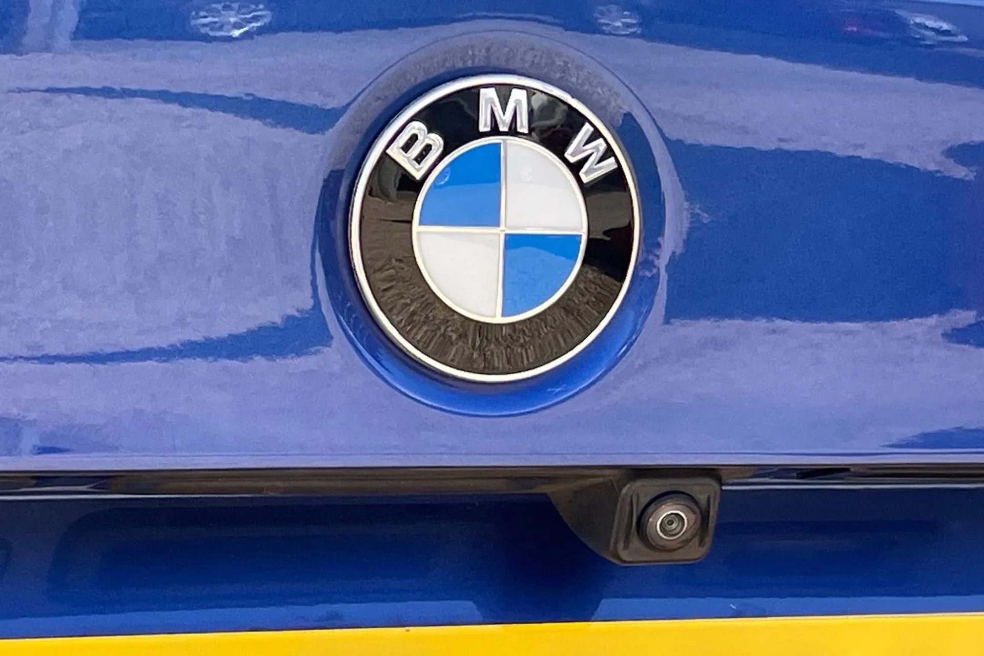 BMW 3 SERIES thumbnail image number 21