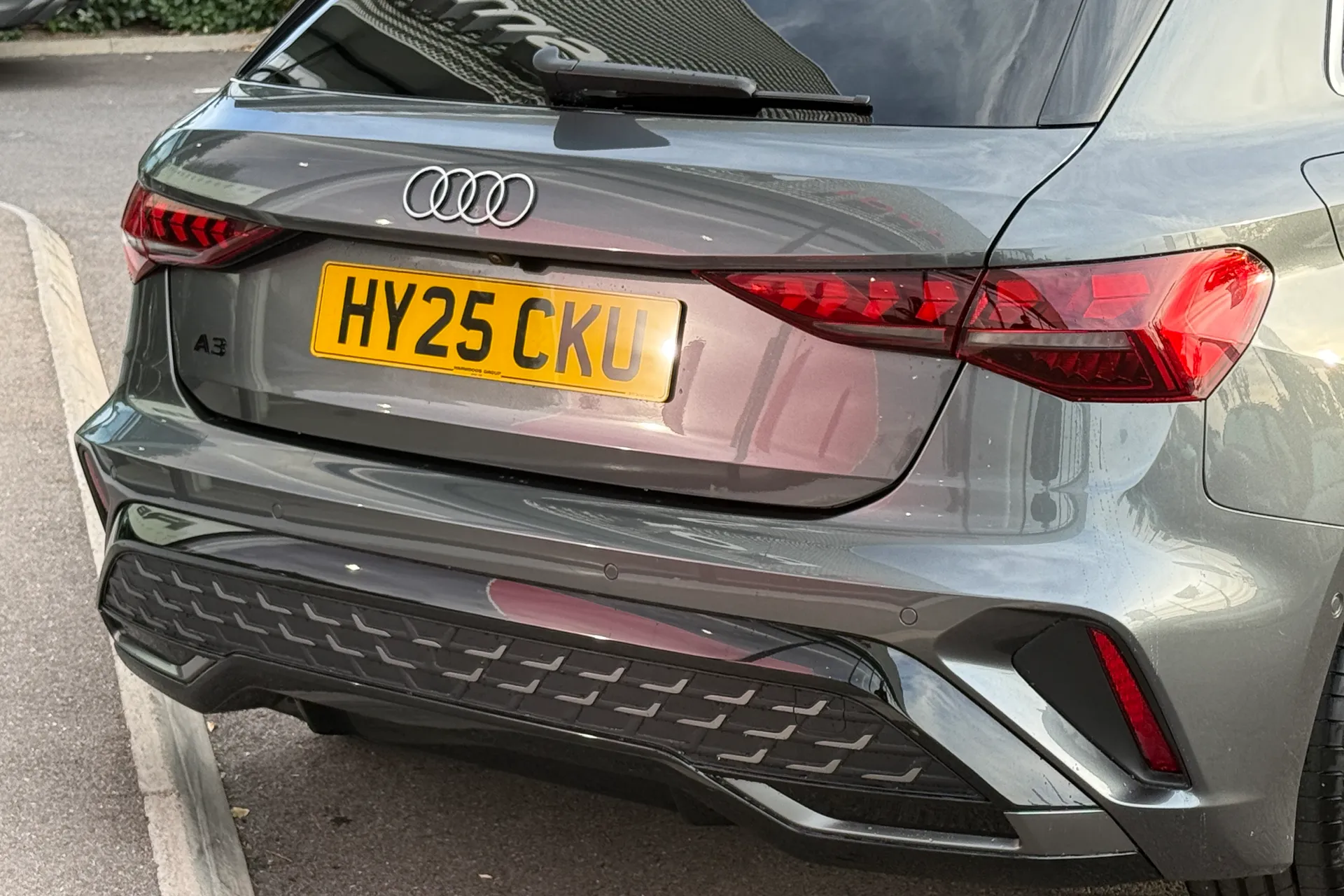 Audi A3 thumbnail image number 21