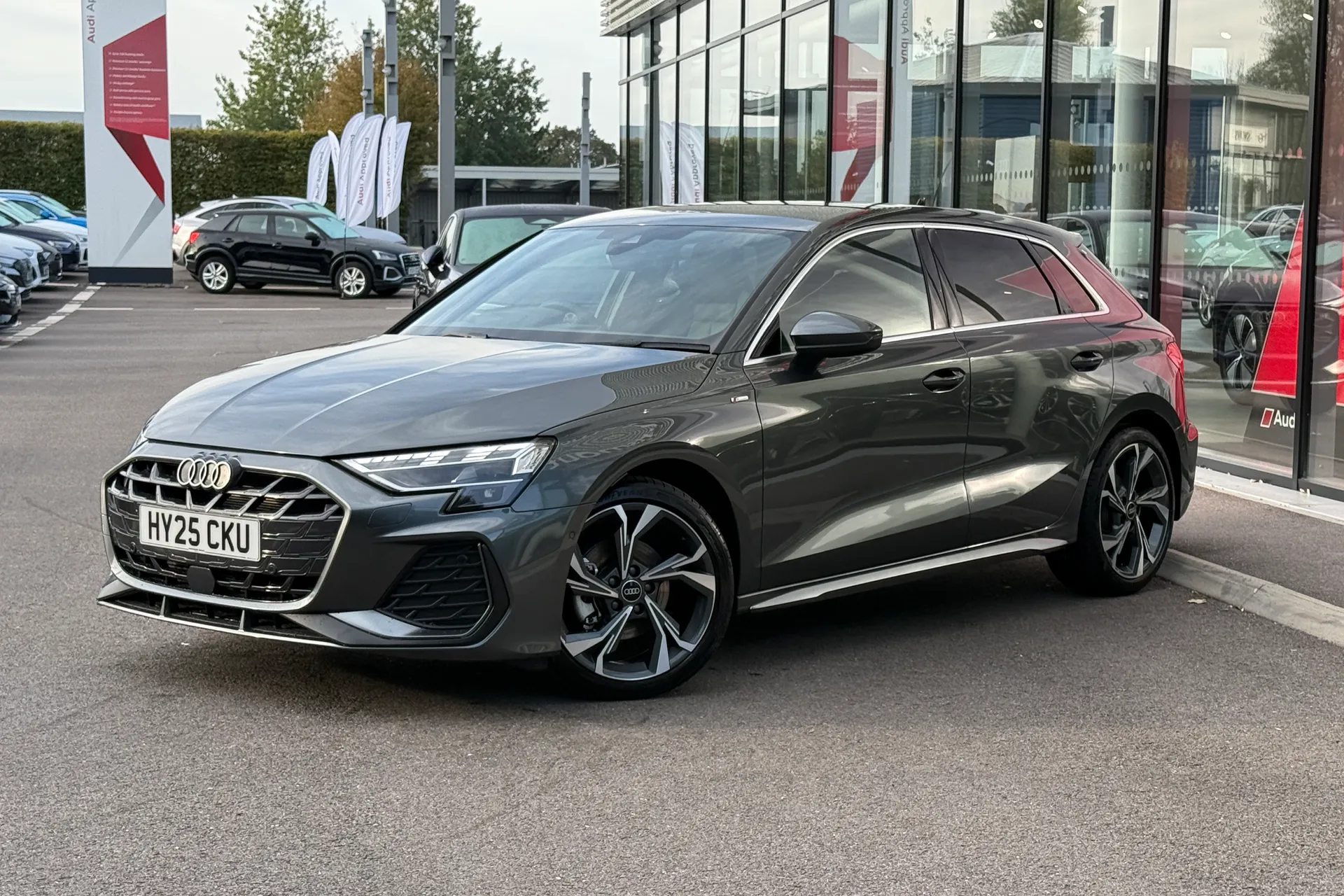 Audi A3 thumbnail image number 6