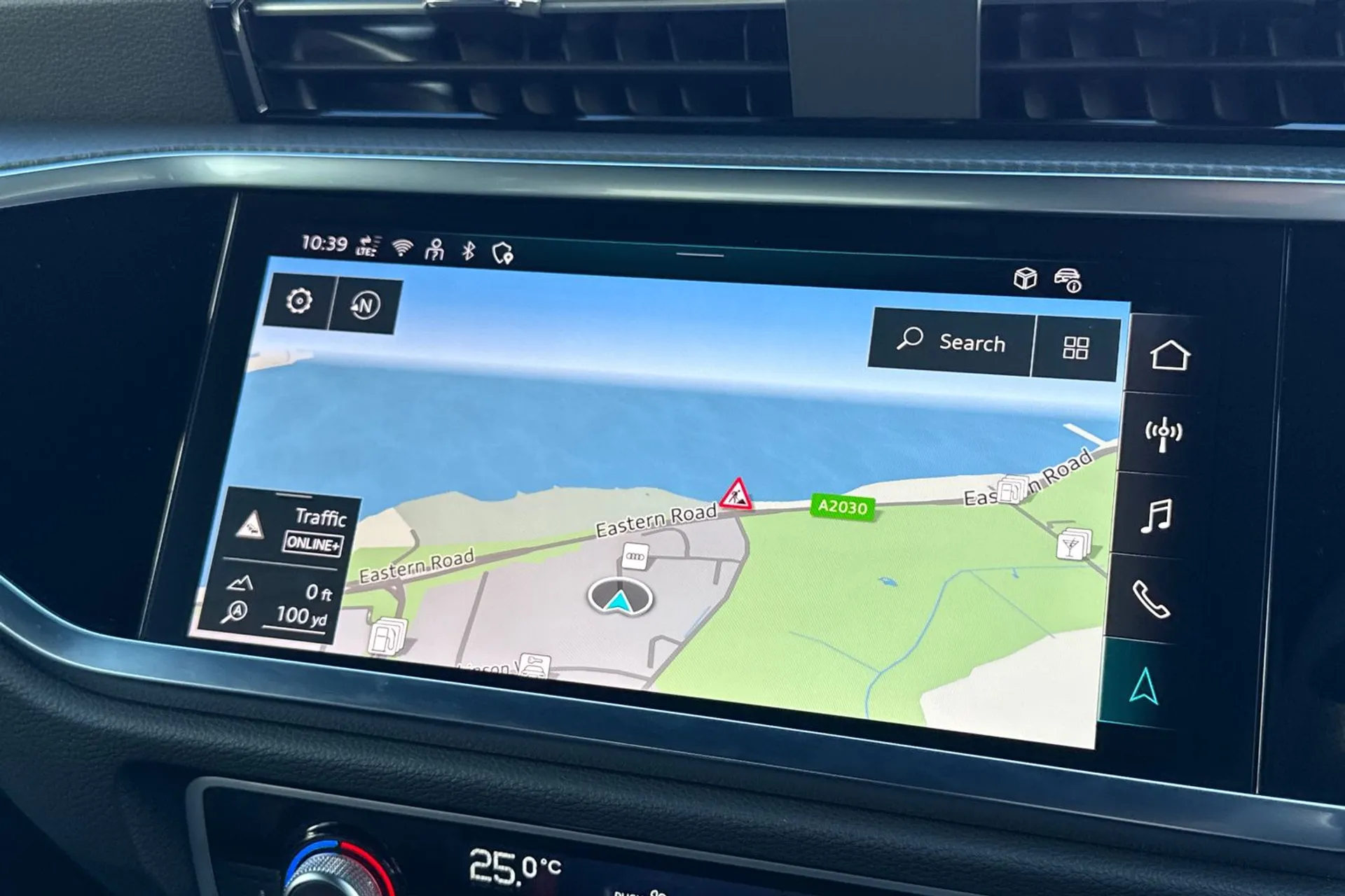 Audi Q3 thumbnail image number 4