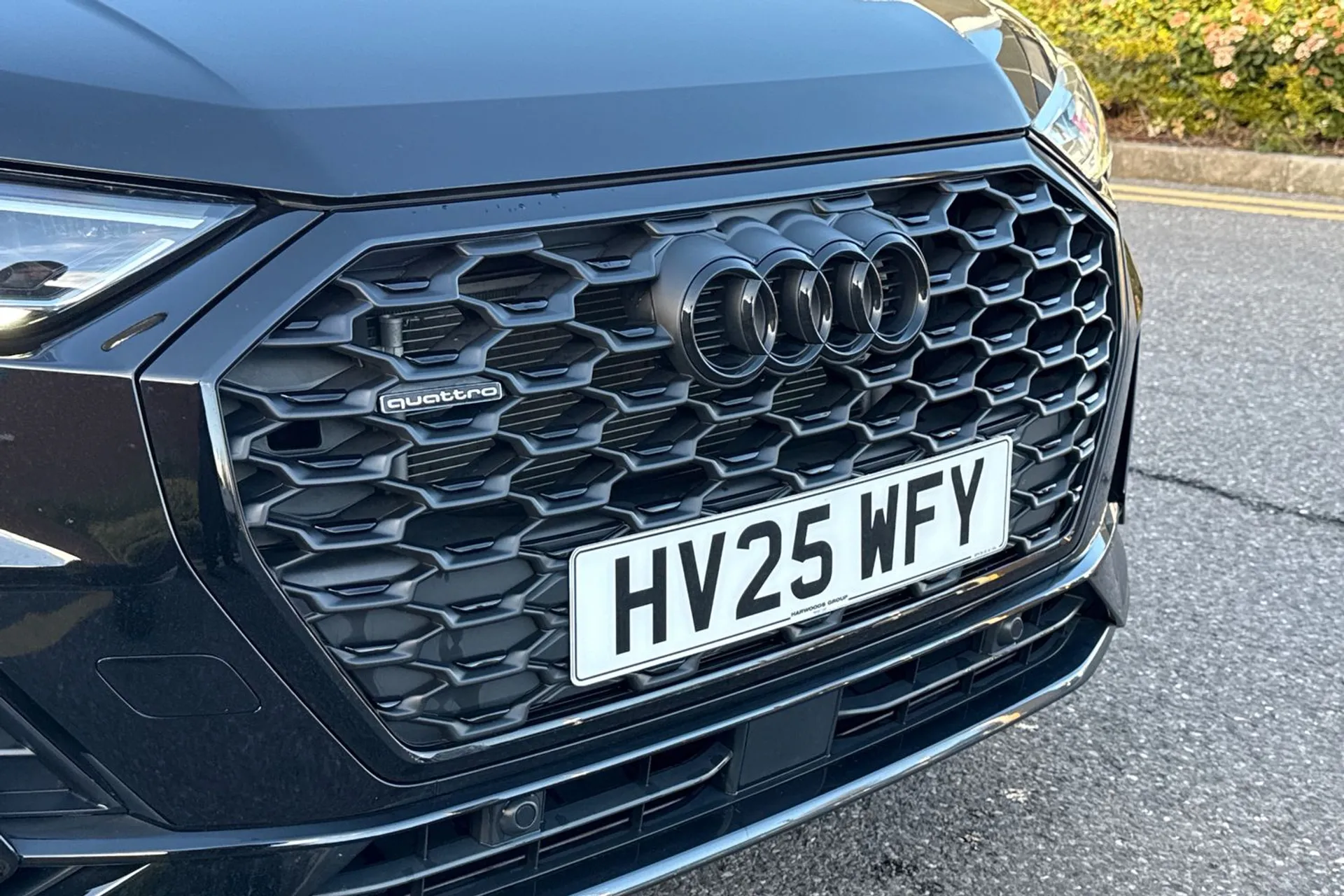 Audi Q3 thumbnail image number 8