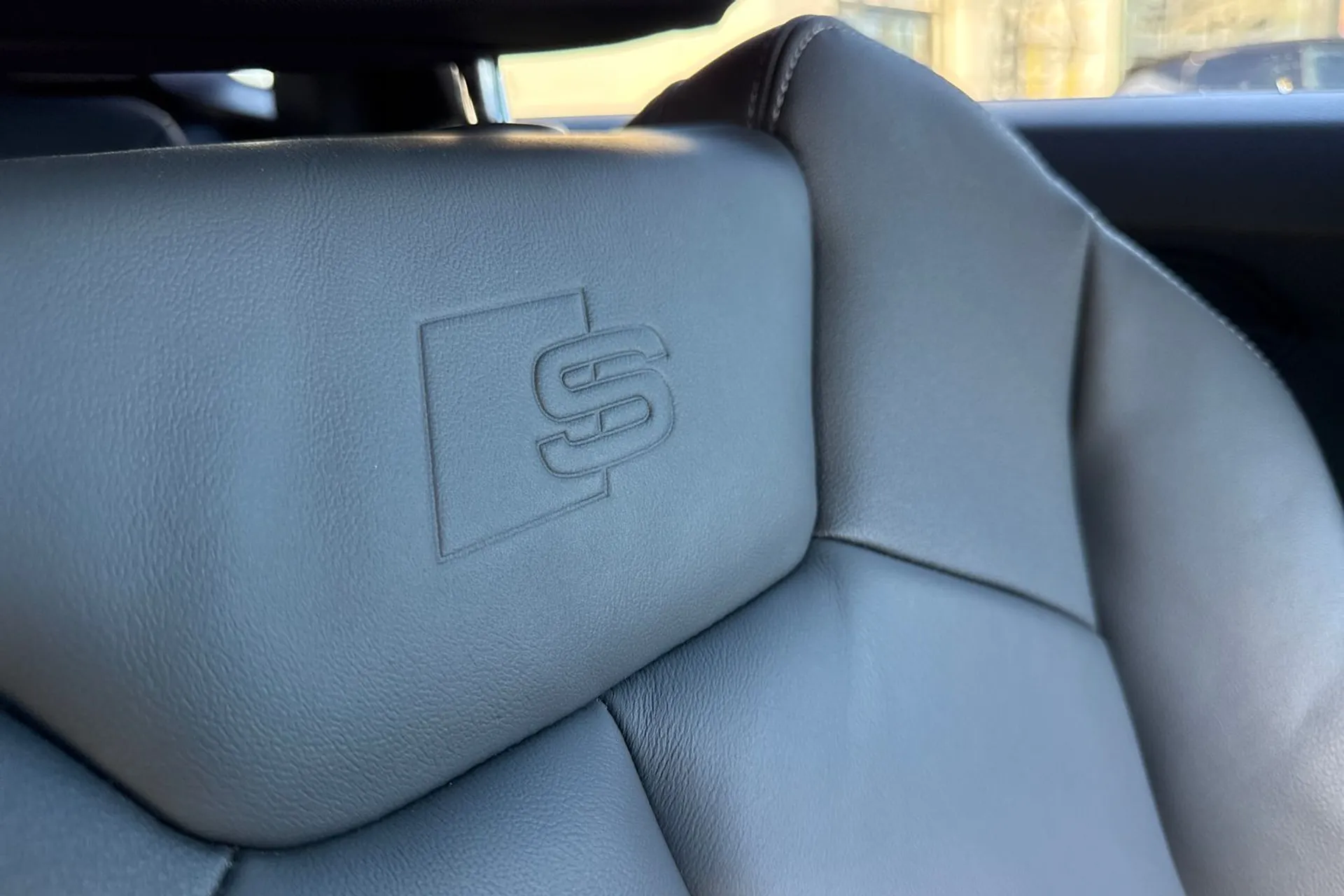 Audi Q3 thumbnail image number 51