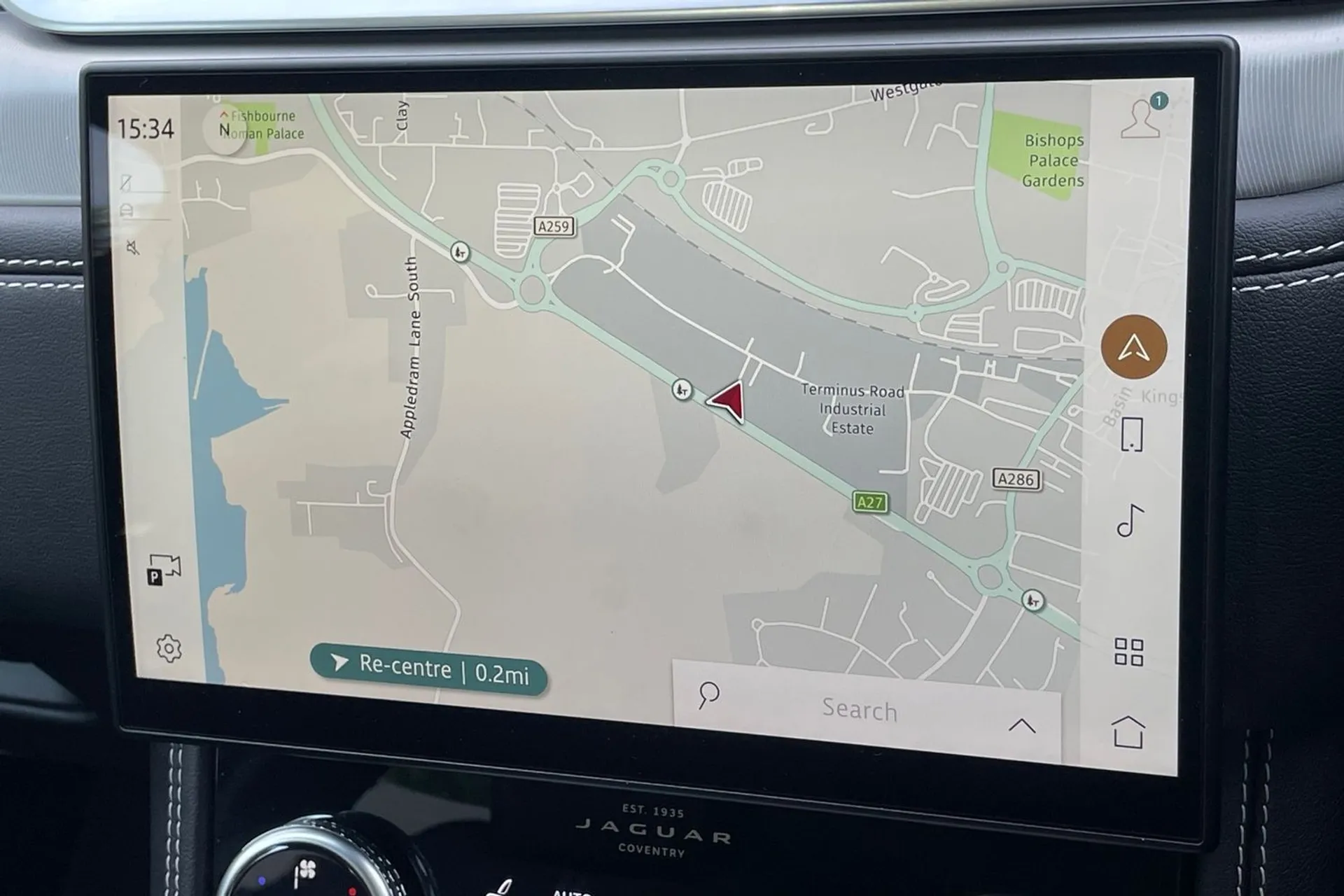 Jaguar F-PACE thumbnail image number 4