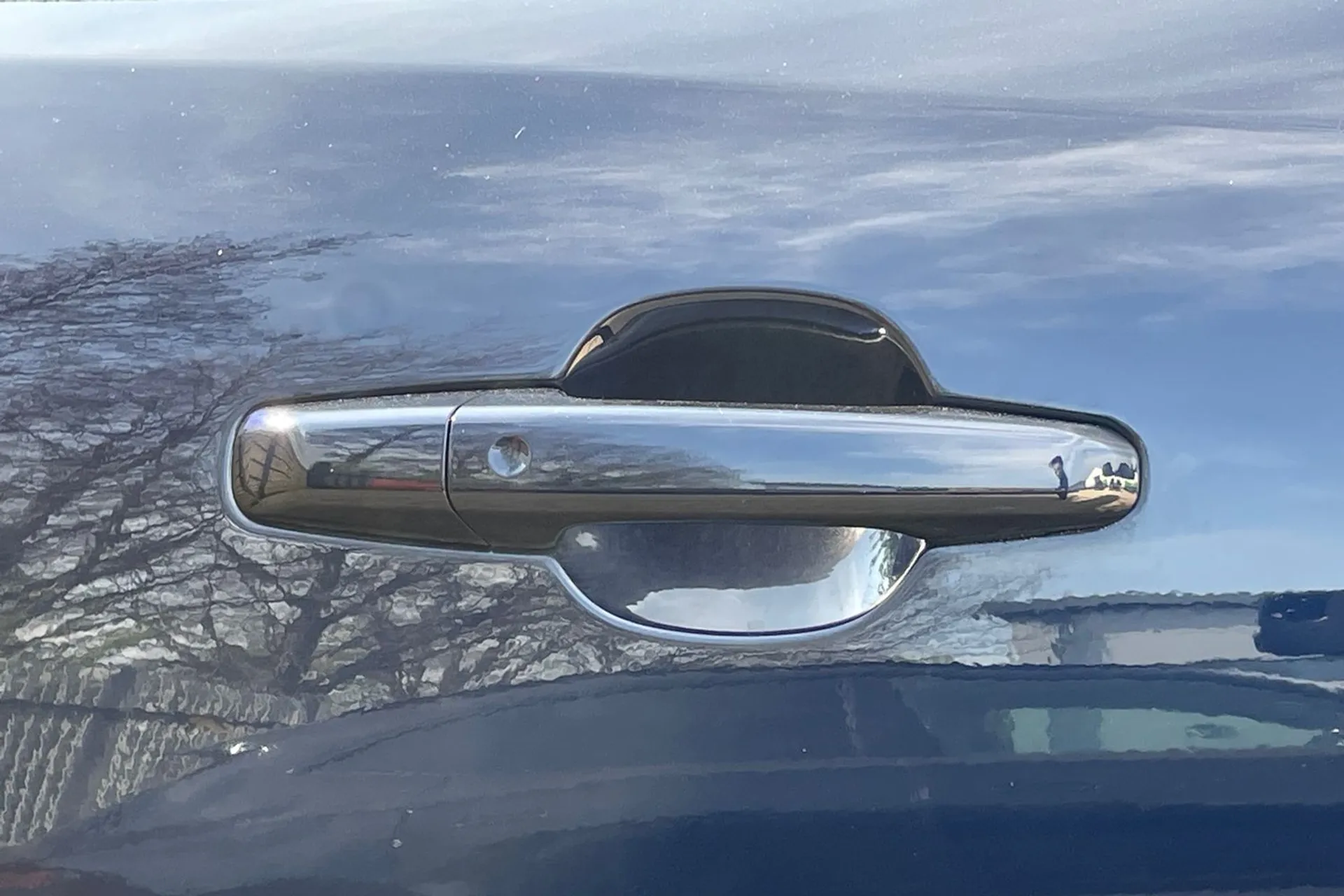 Jaguar F-PACE thumbnail image number 17