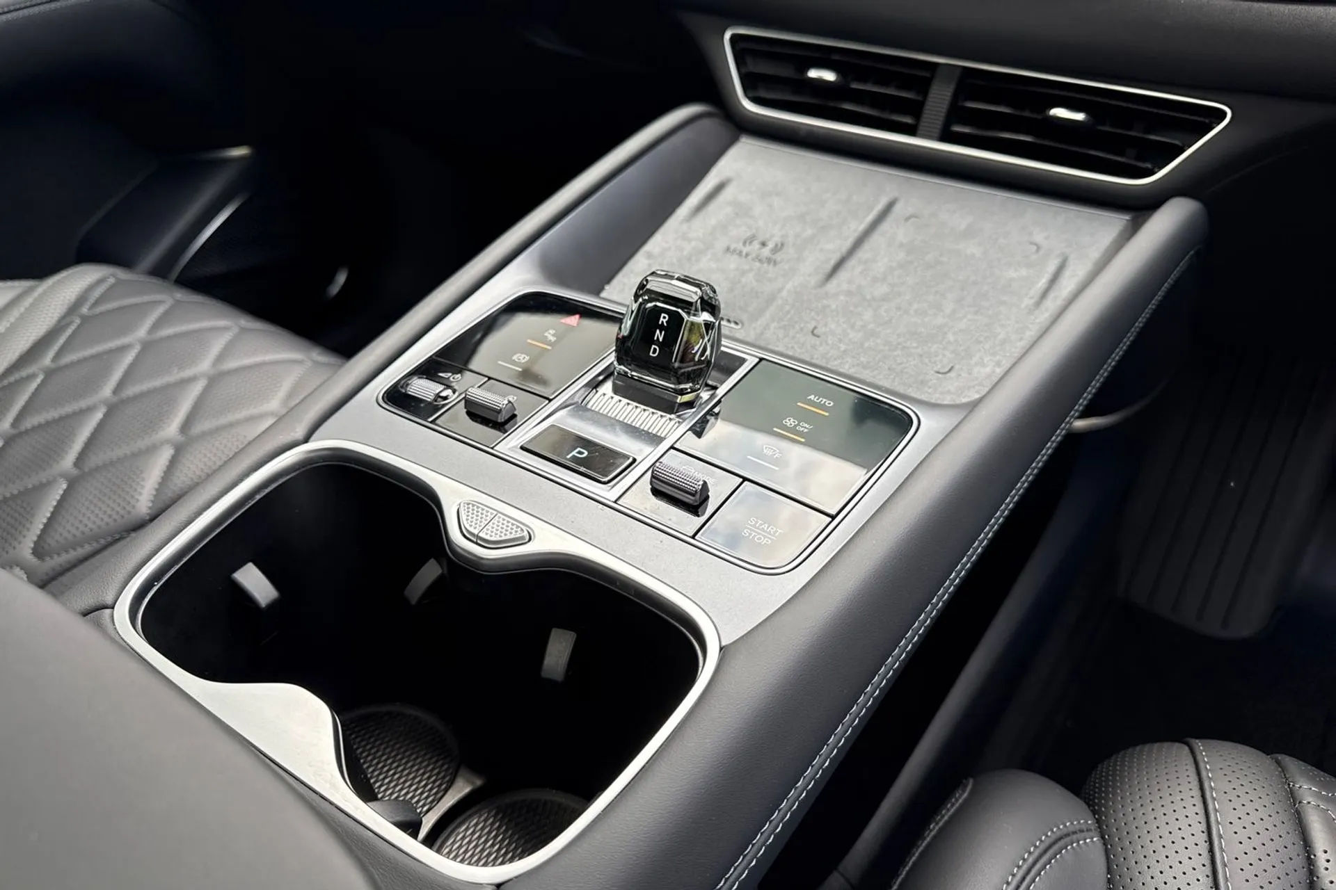 BYD SEALION 7 thumbnail image number 42