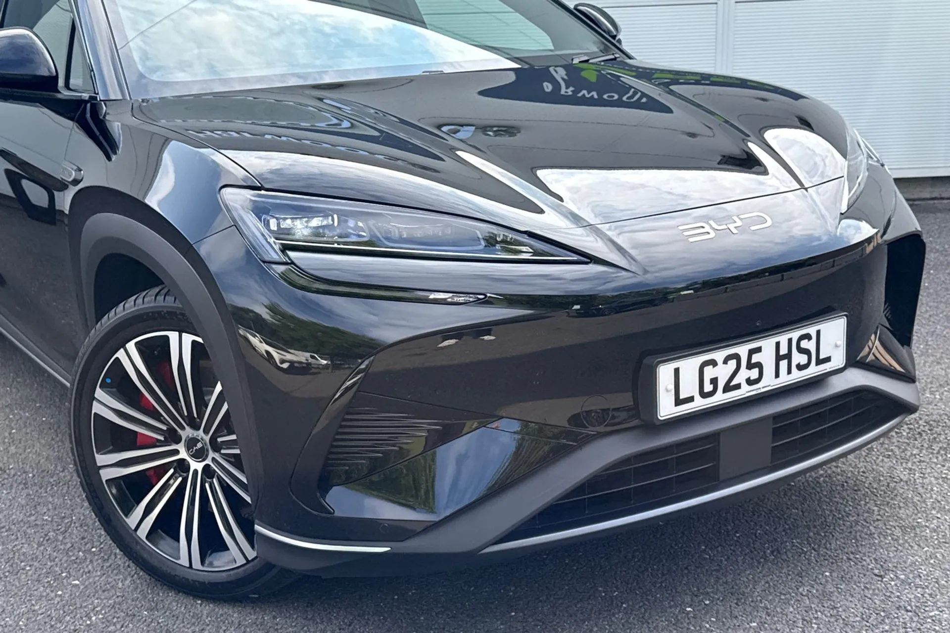 BYD SEALION 7 thumbnail image number 2