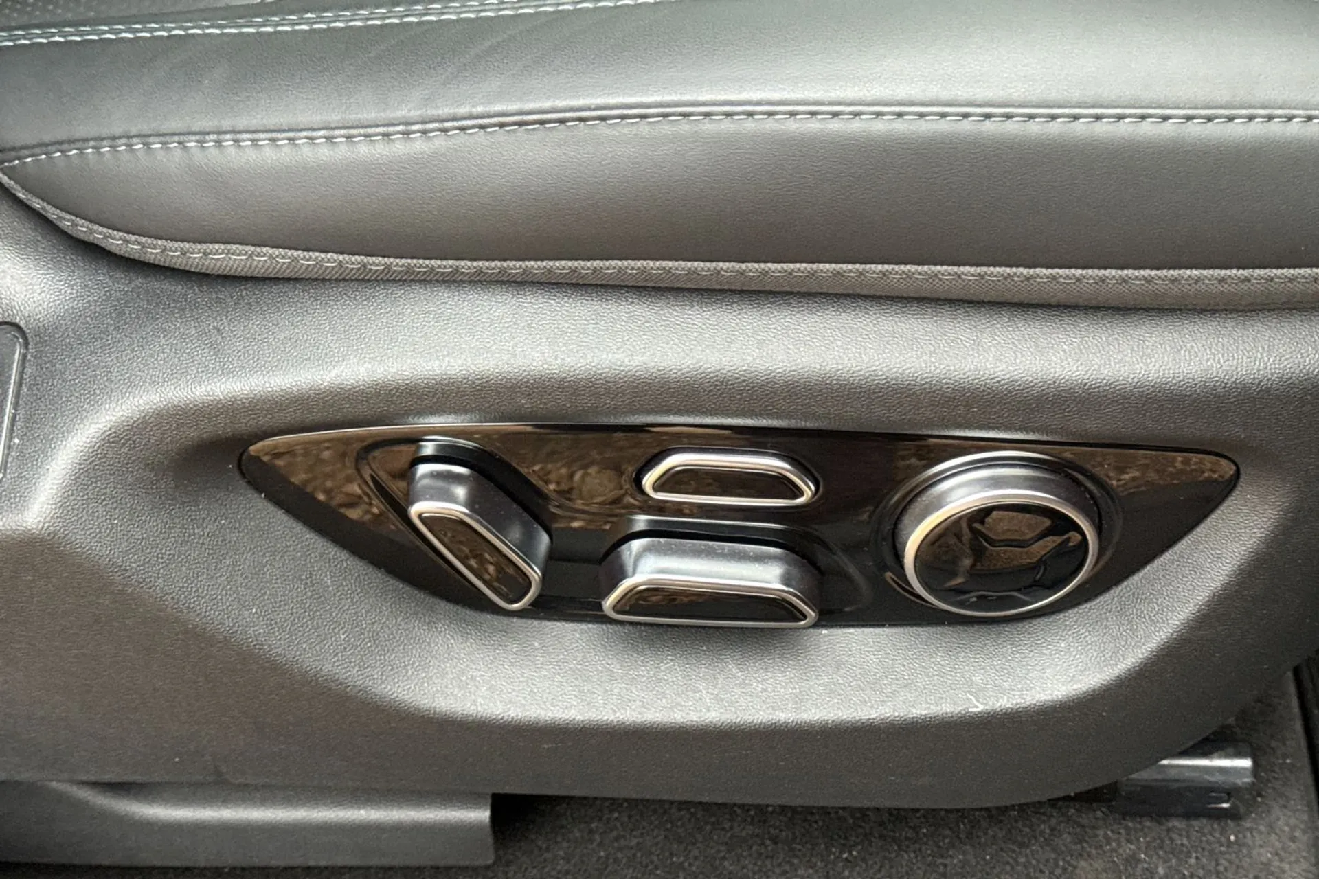 BYD SEALION 7 thumbnail image number 51