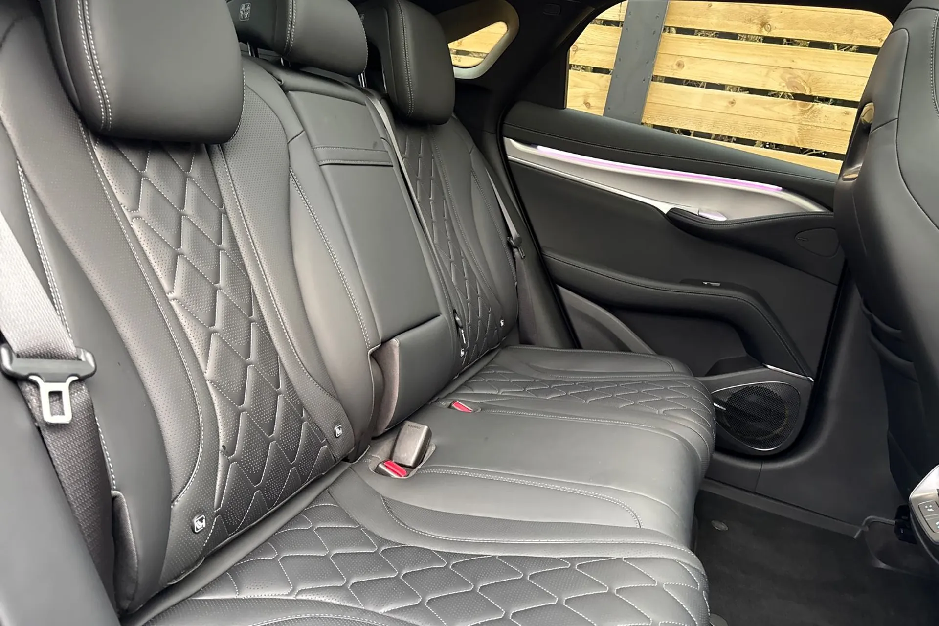 BYD SEALION 7 thumbnail image number 25