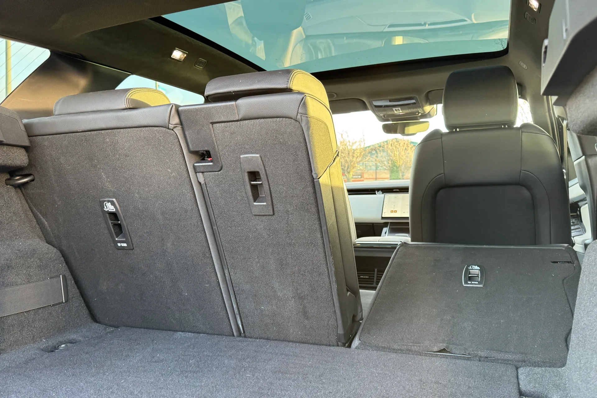 LAND ROVER RANGE ROVER EVOQUE thumbnail image number 25