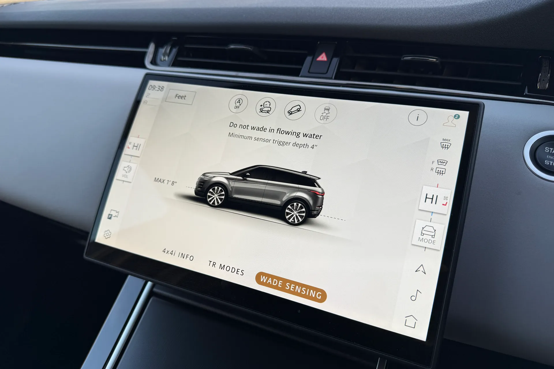 LAND ROVER RANGE ROVER EVOQUE thumbnail image number 45