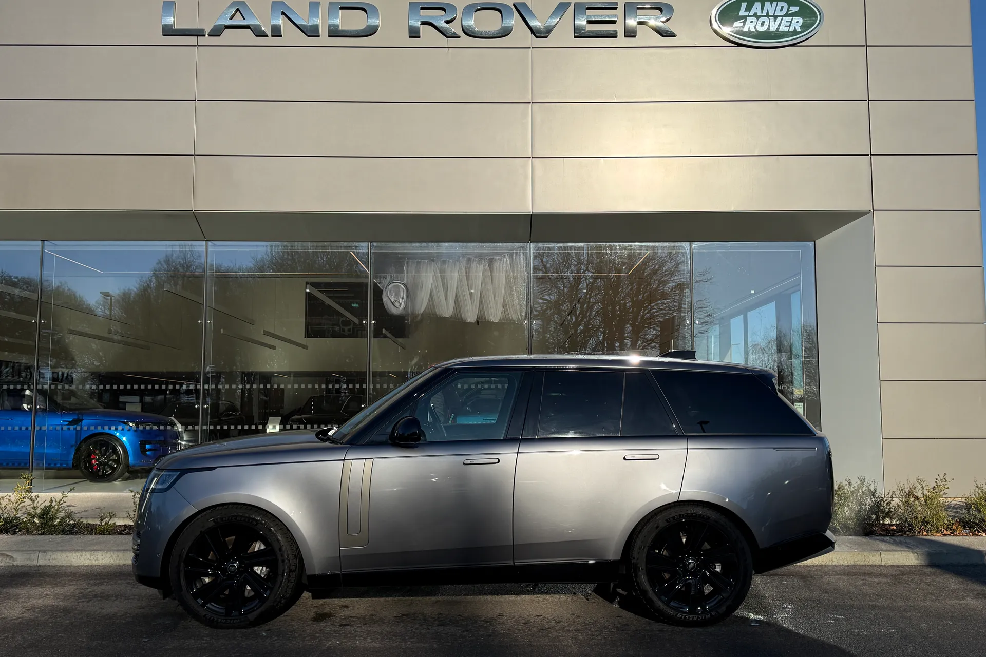 LAND ROVER RANGE ROVER thumbnail image number 13