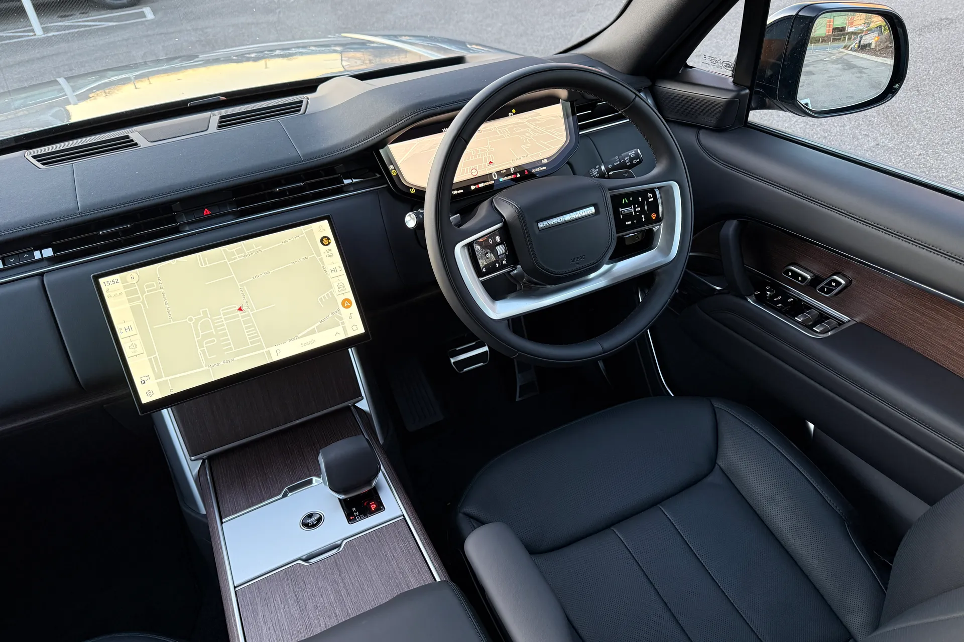 LAND ROVER RANGE ROVER thumbnail image number 28