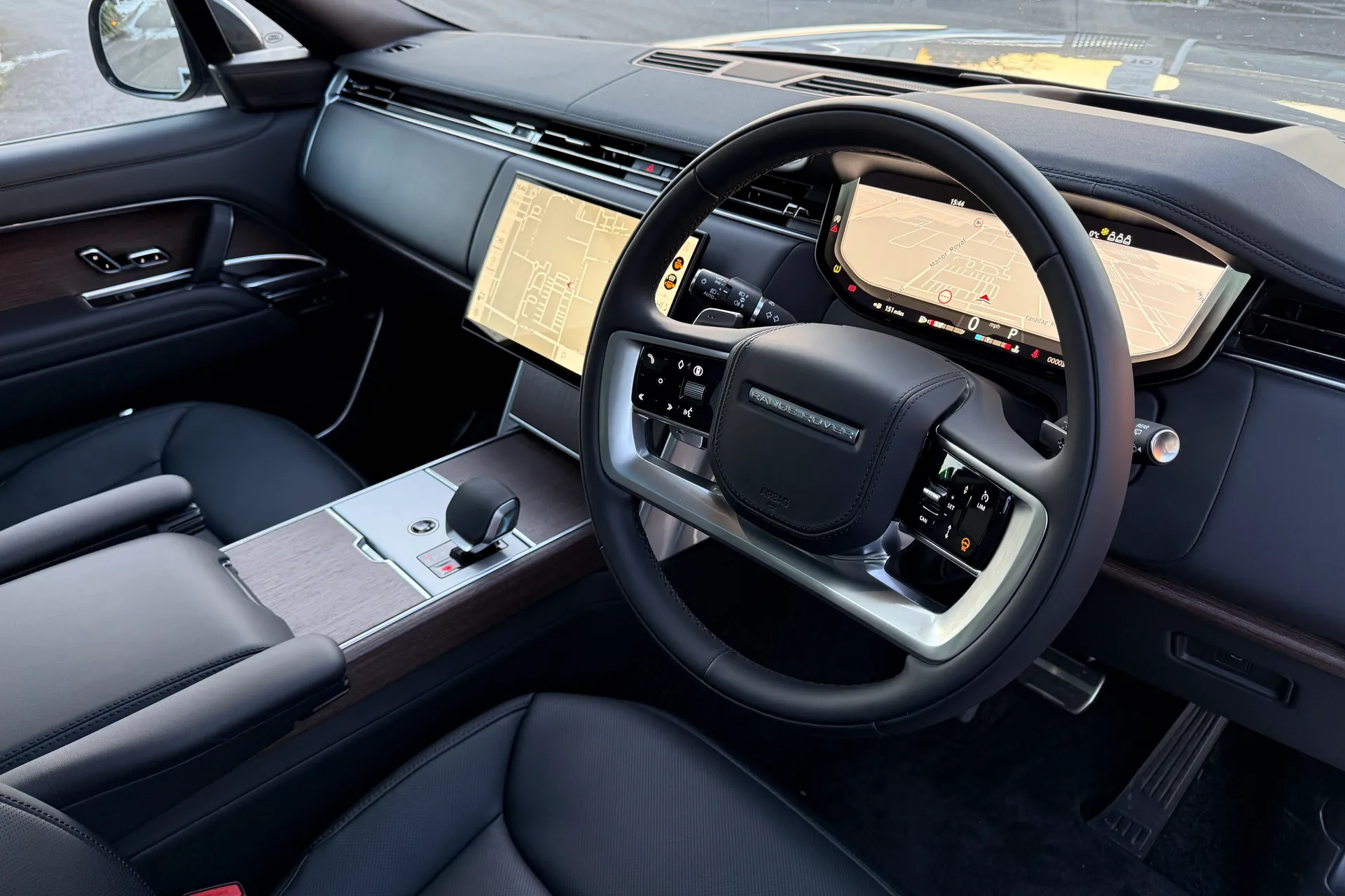 LAND ROVER RANGE ROVER thumbnail image number 49