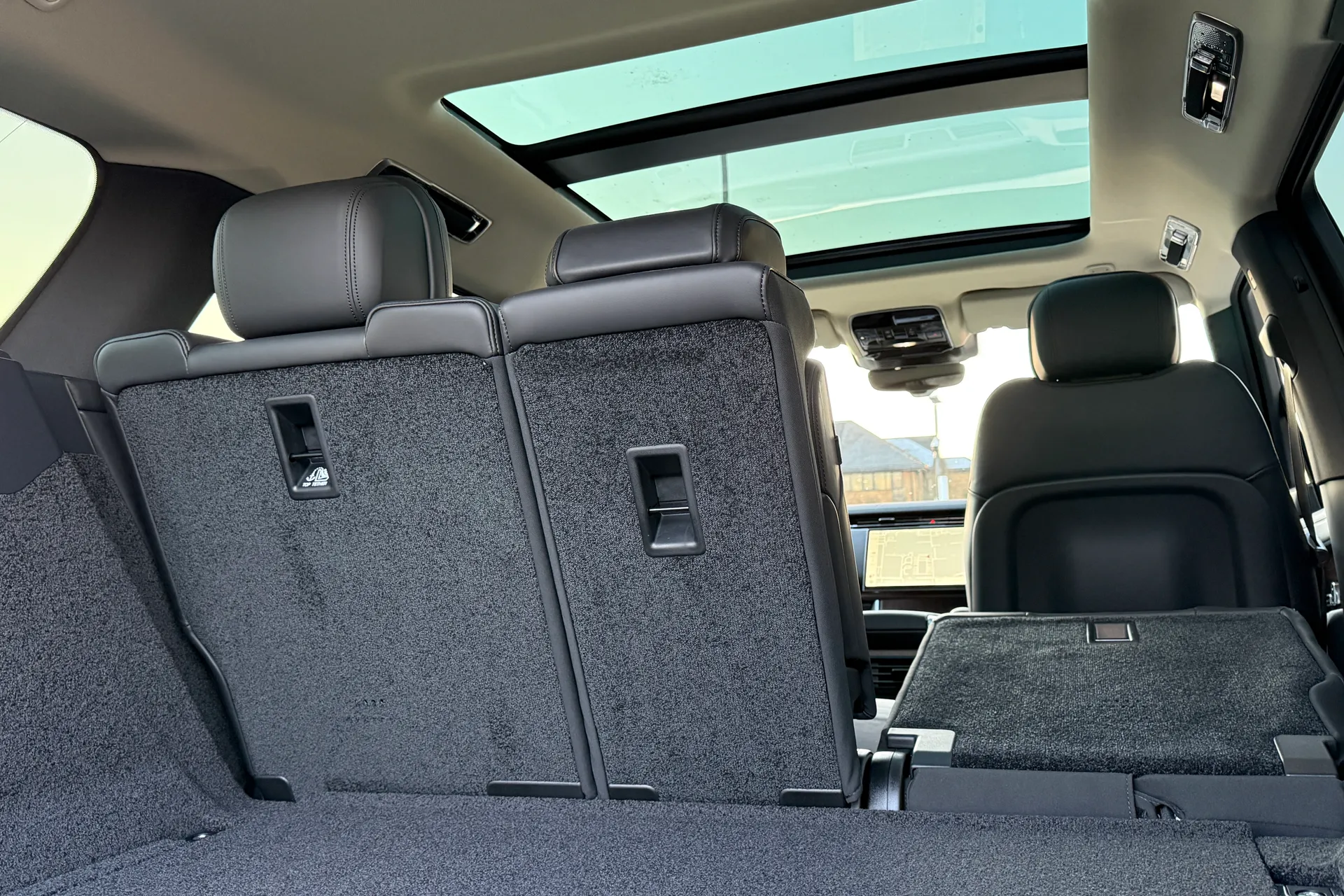 LAND ROVER RANGE ROVER thumbnail image number 42