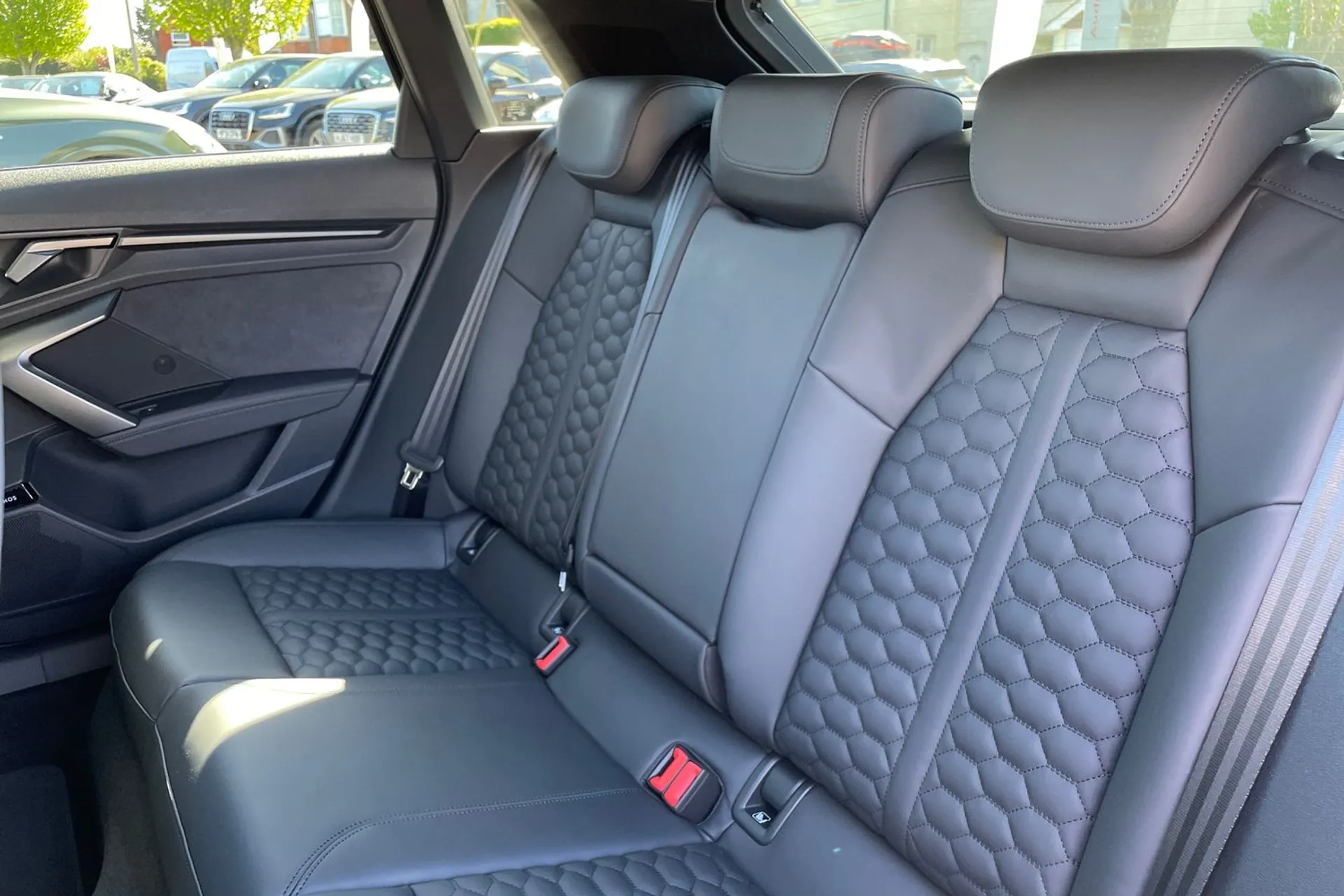 Audi RS3 thumbnail image number 27