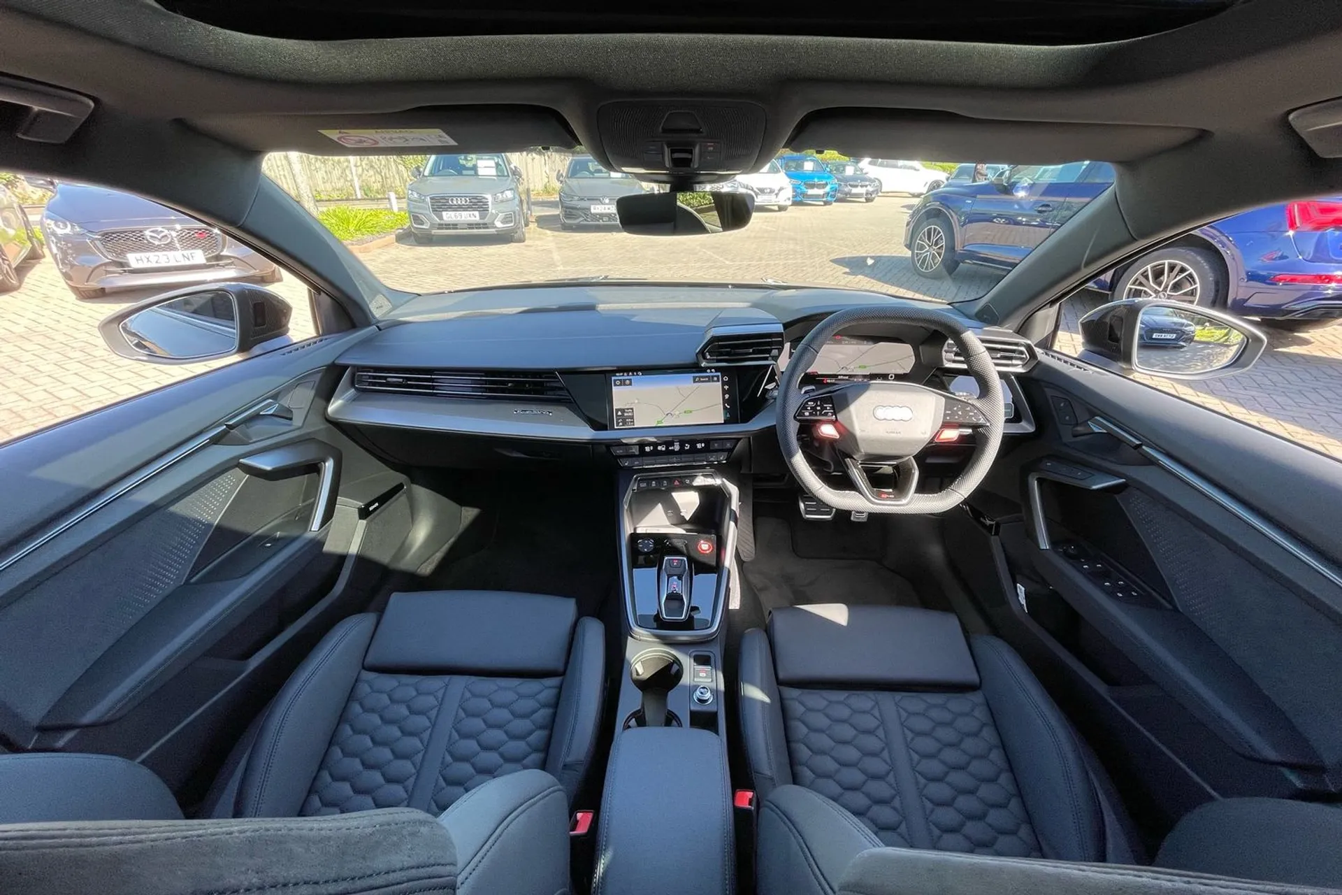 Audi RS3 thumbnail image number 3