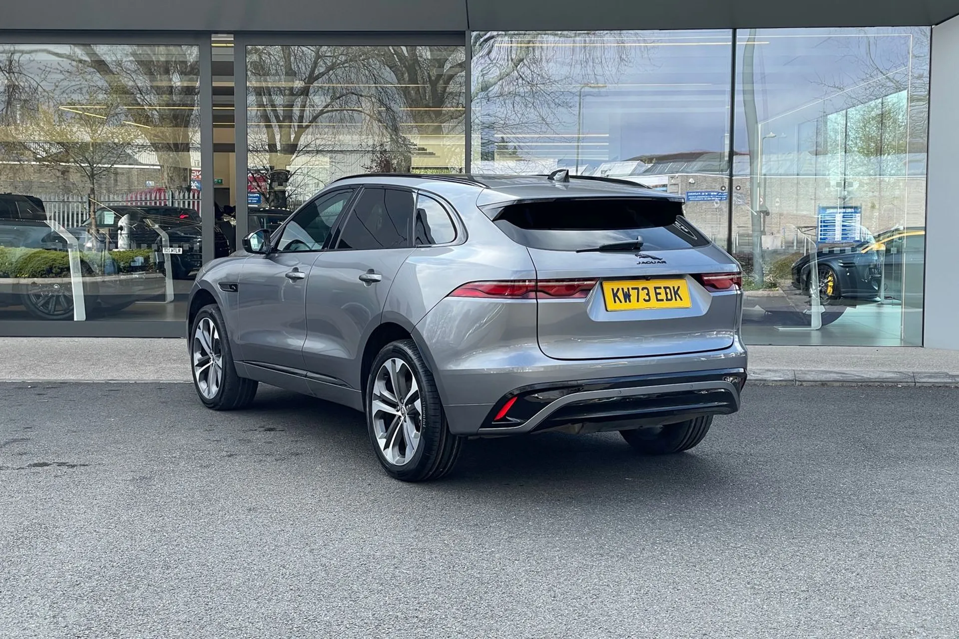 Jaguar F-PACE thumbnail image number 65