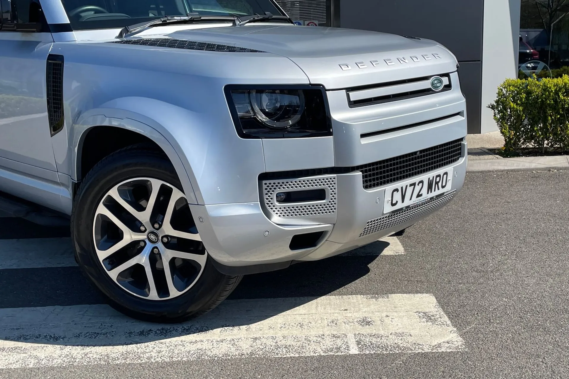 LAND ROVER DEFENDER thumbnail image number 31