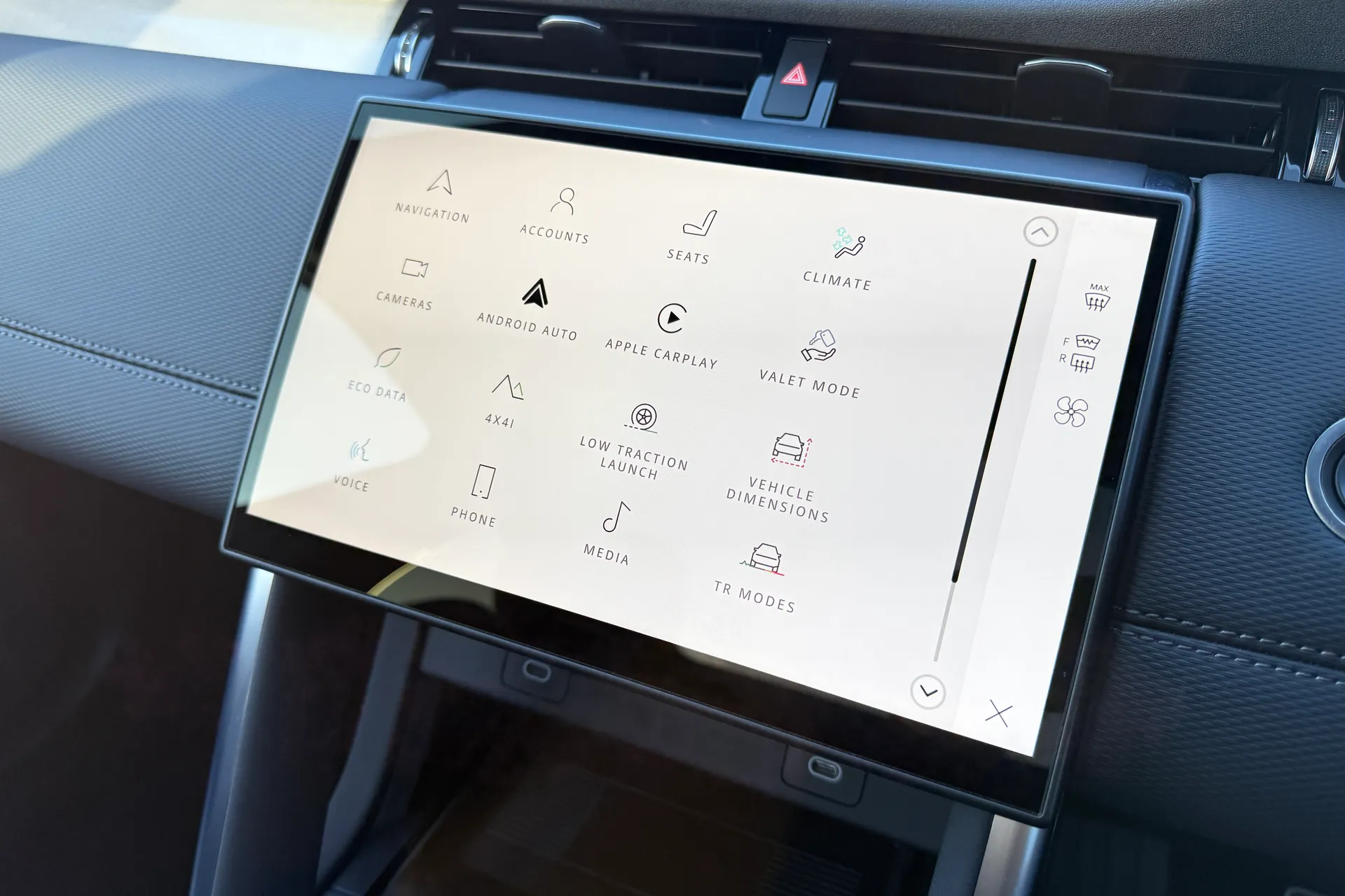 LAND ROVER DISCOVERY SPORT thumbnail image number 54