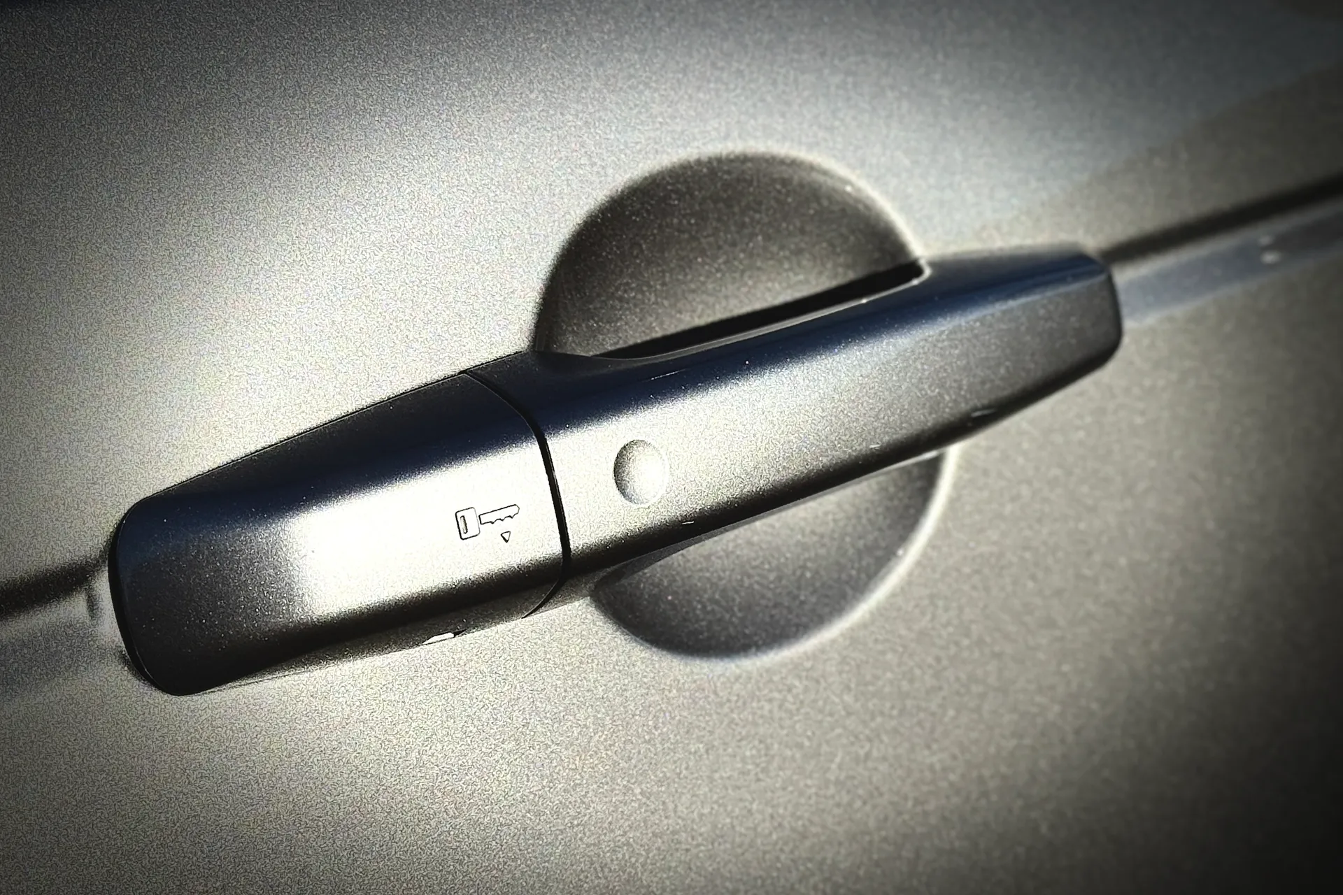 LAND ROVER DISCOVERY SPORT thumbnail image number 17