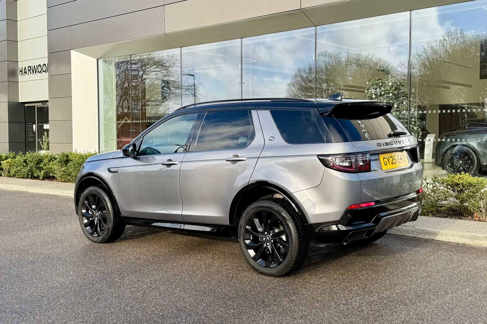 LAND ROVER DISCOVERY SPORT thumbnail image number 16
