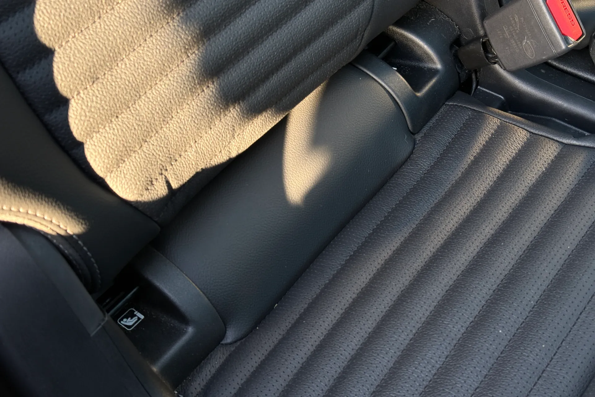 LAND ROVER DISCOVERY SPORT thumbnail image number 36