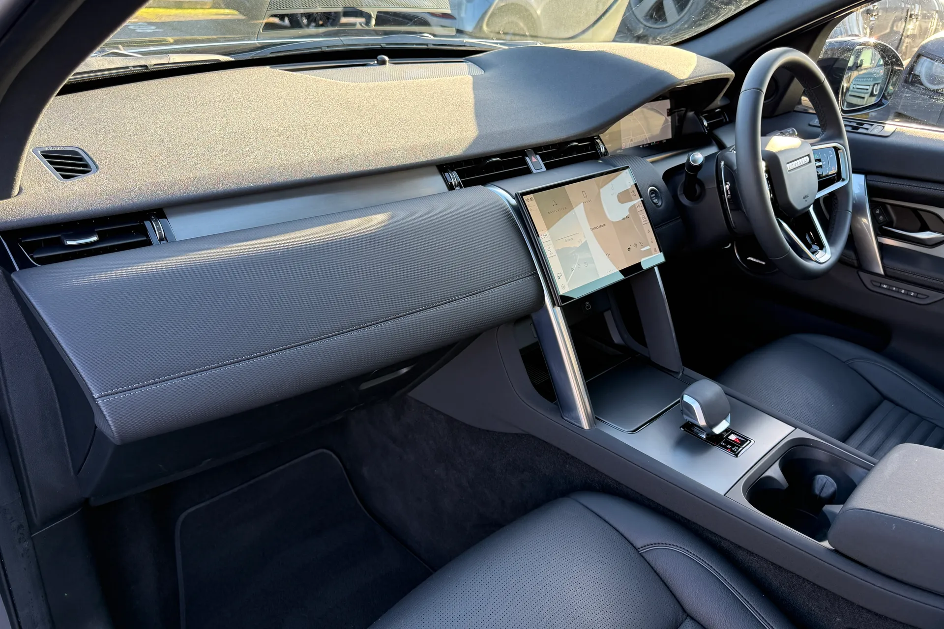 LAND ROVER DISCOVERY SPORT thumbnail image number 43