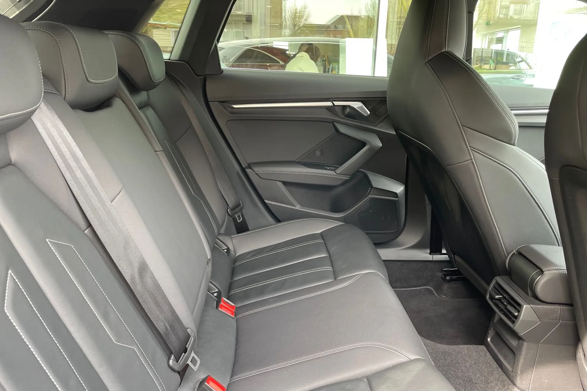 Audi A3 thumbnail image number 21