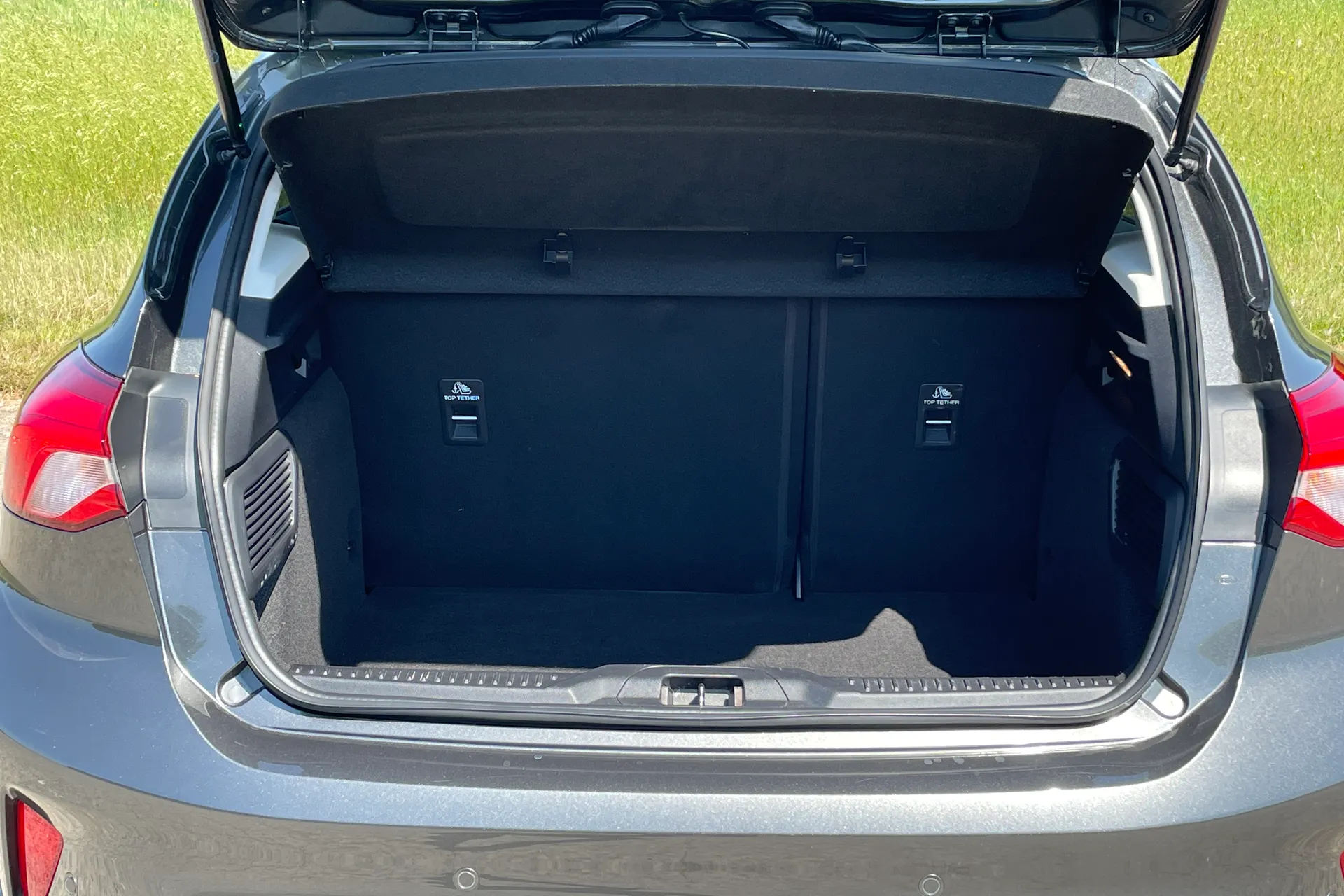 FORD FOCUS thumbnail image number 21