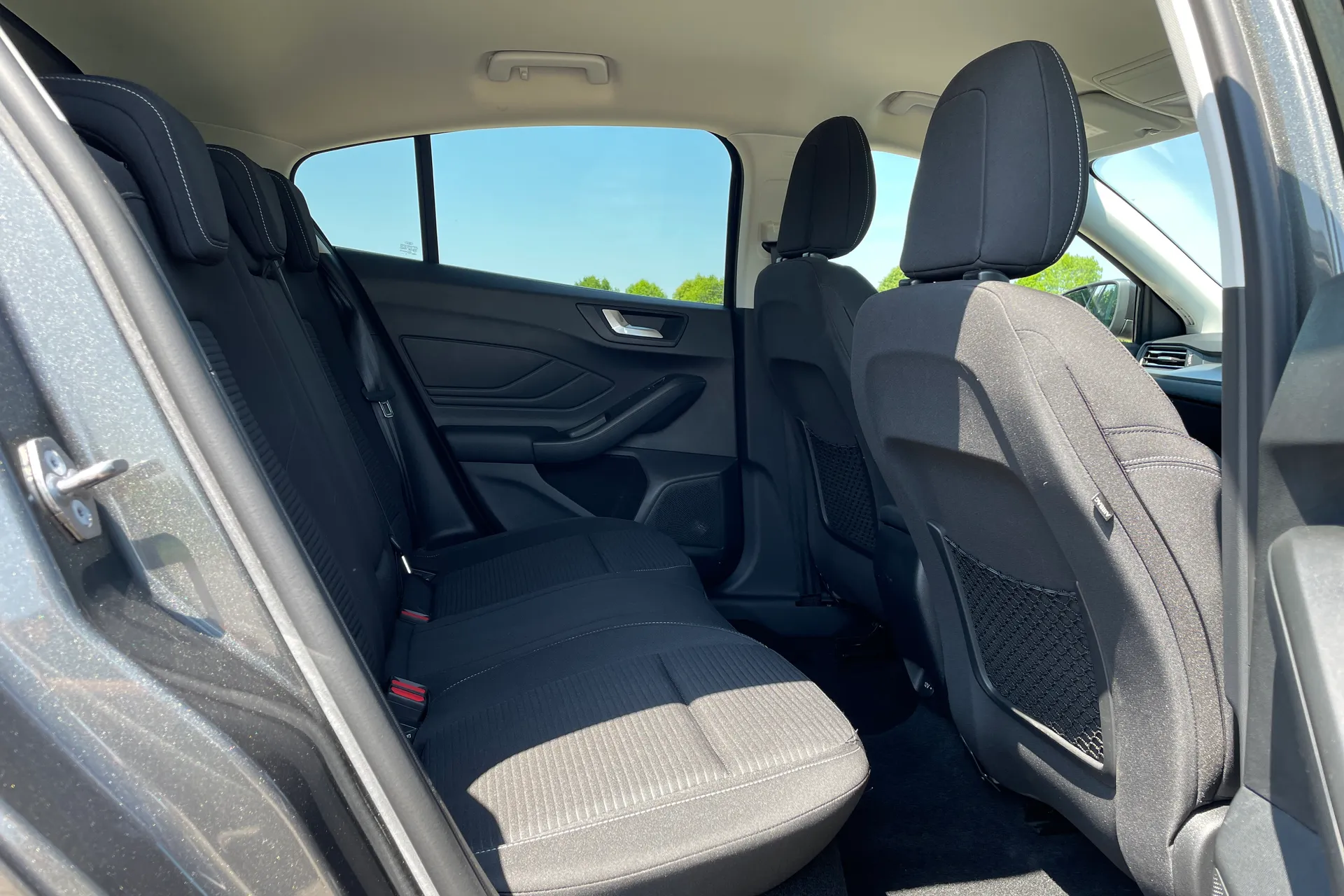 FORD FOCUS thumbnail image number 22