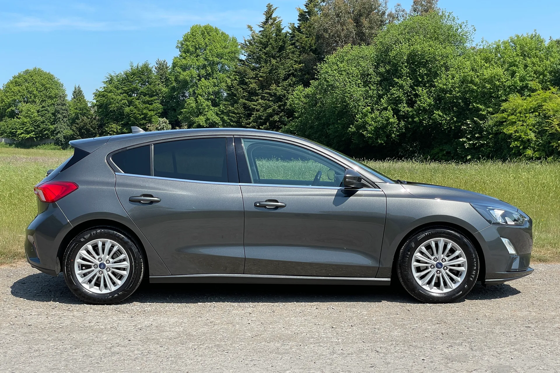 FORD FOCUS thumbnail image number 2