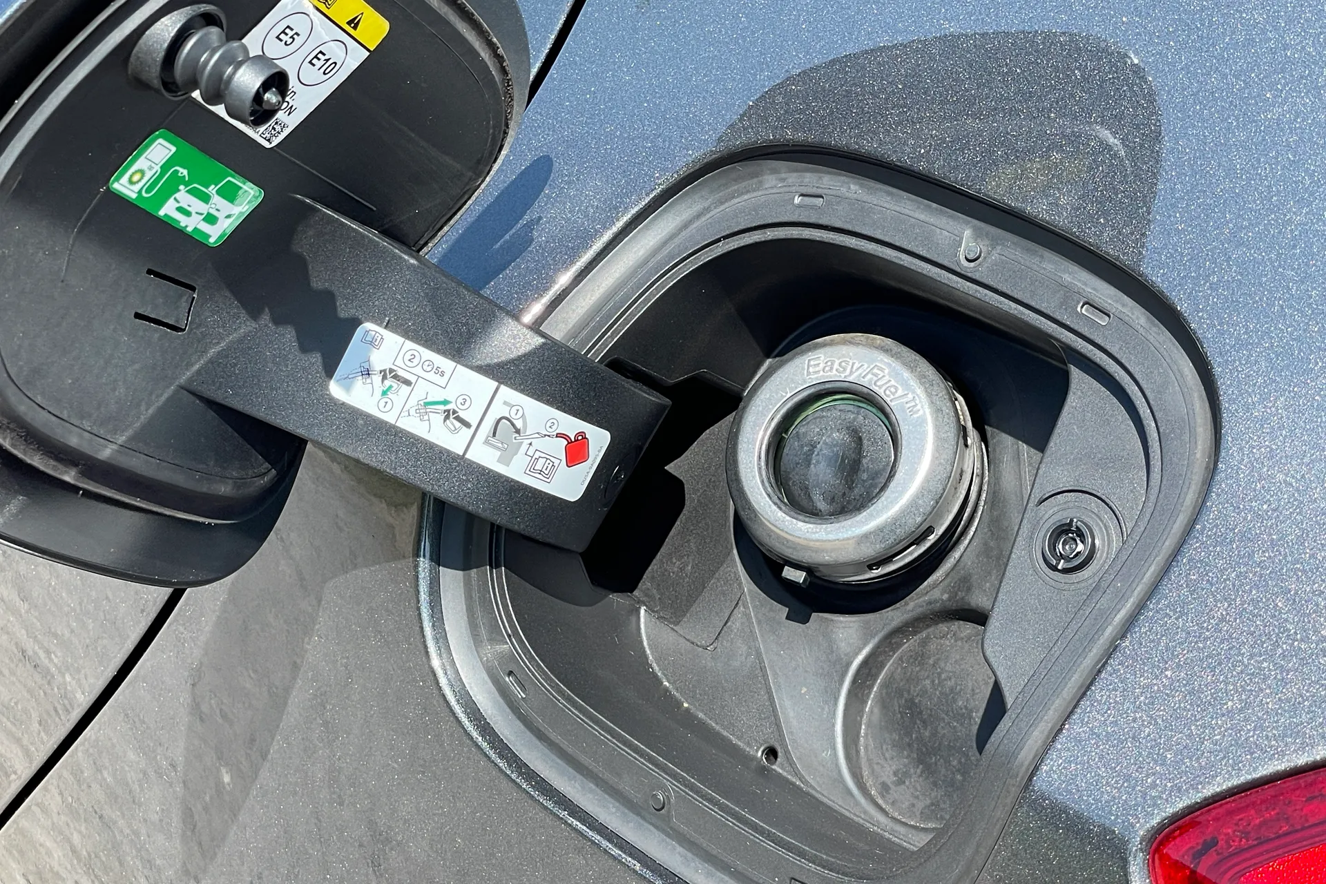 FORD FOCUS thumbnail image number 11