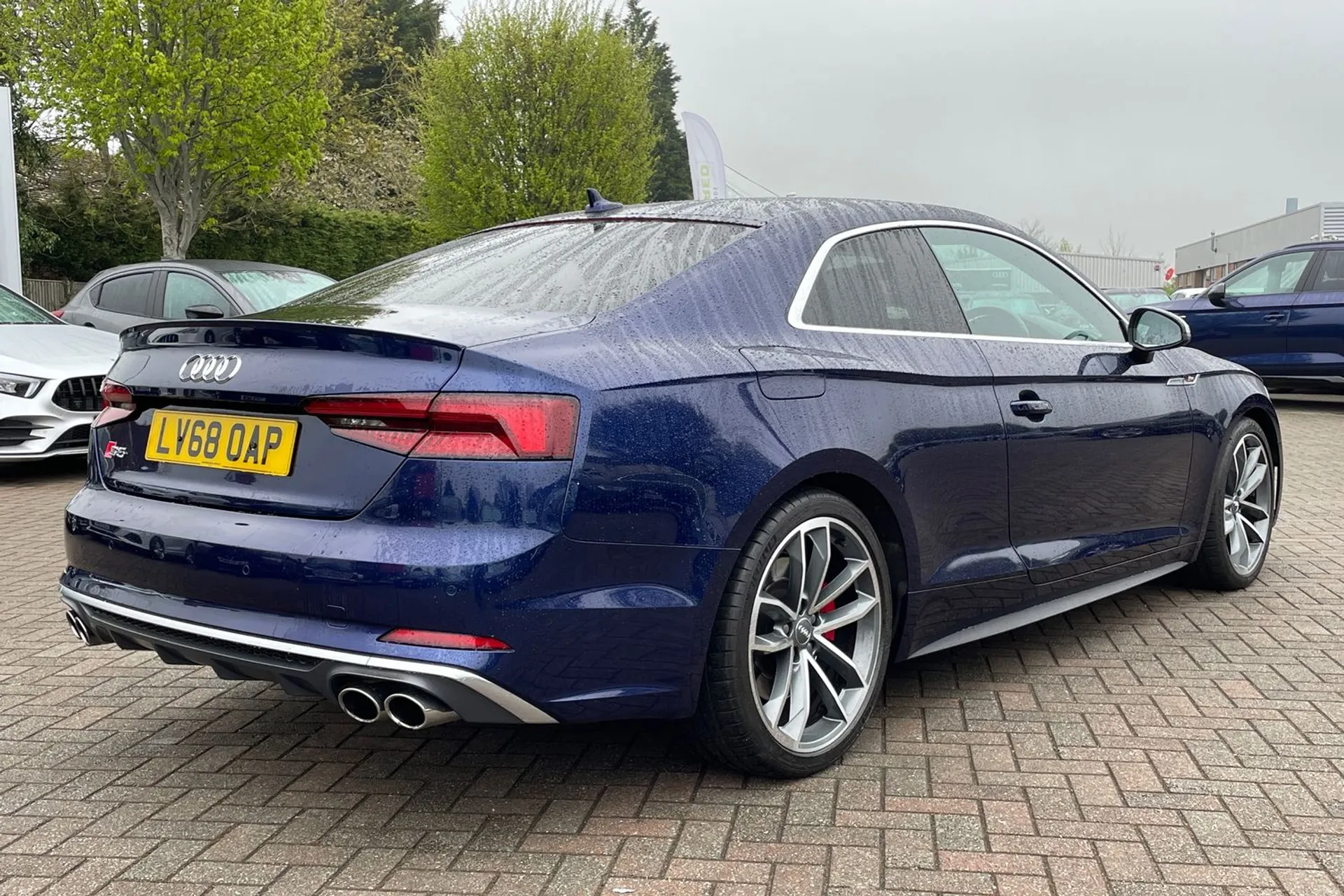 Audi A5 thumbnail image number 4
