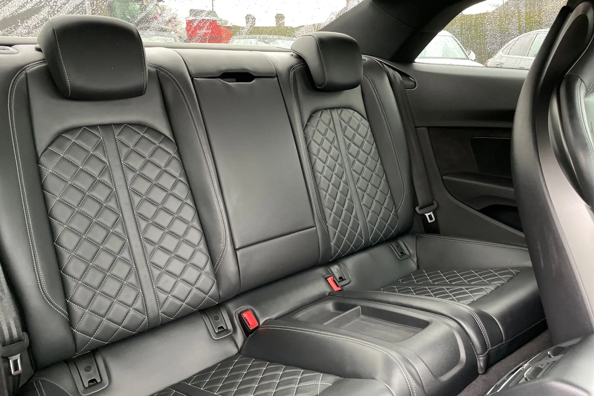 Audi A5 thumbnail image number 32