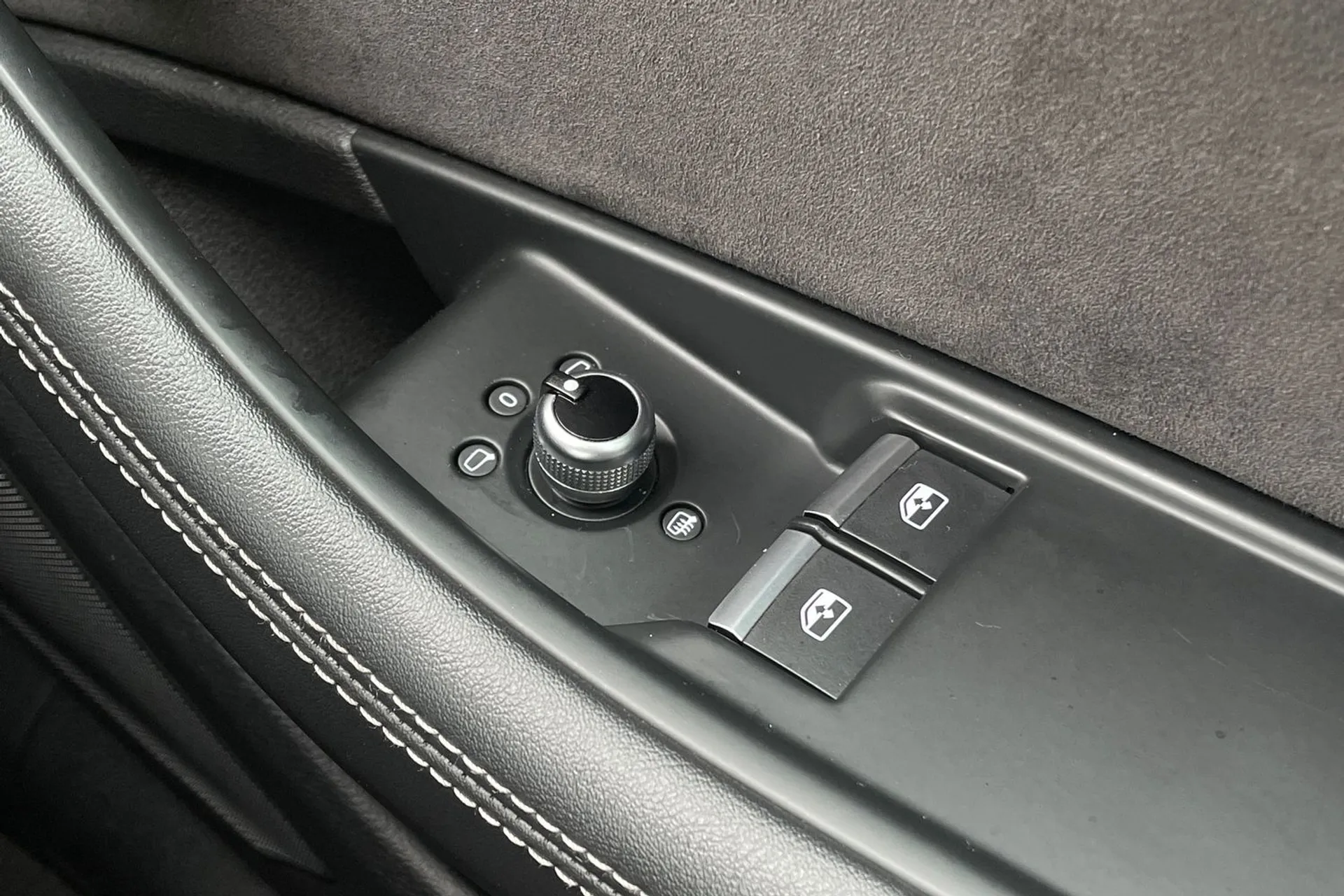 Audi A5 thumbnail image number 14