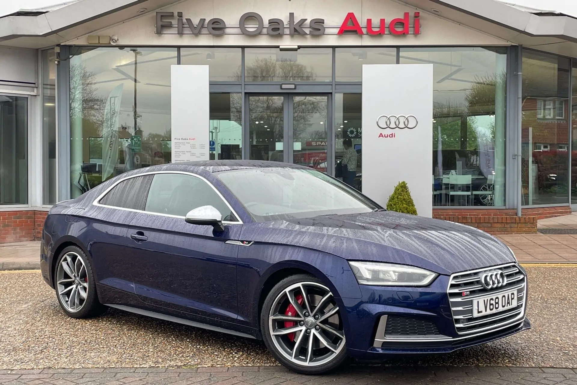 Audi A5 focused image