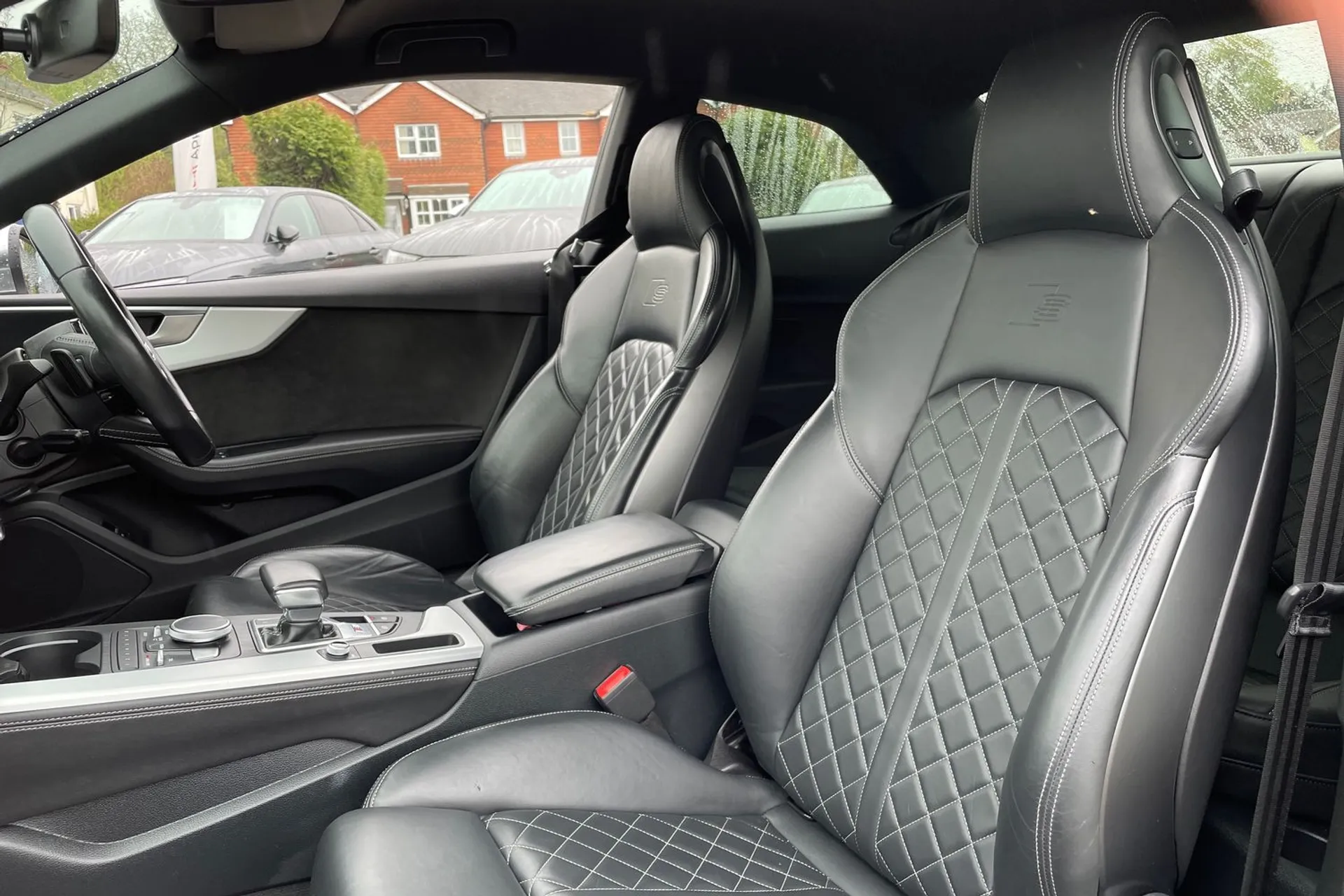 Audi A5 thumbnail image number 38