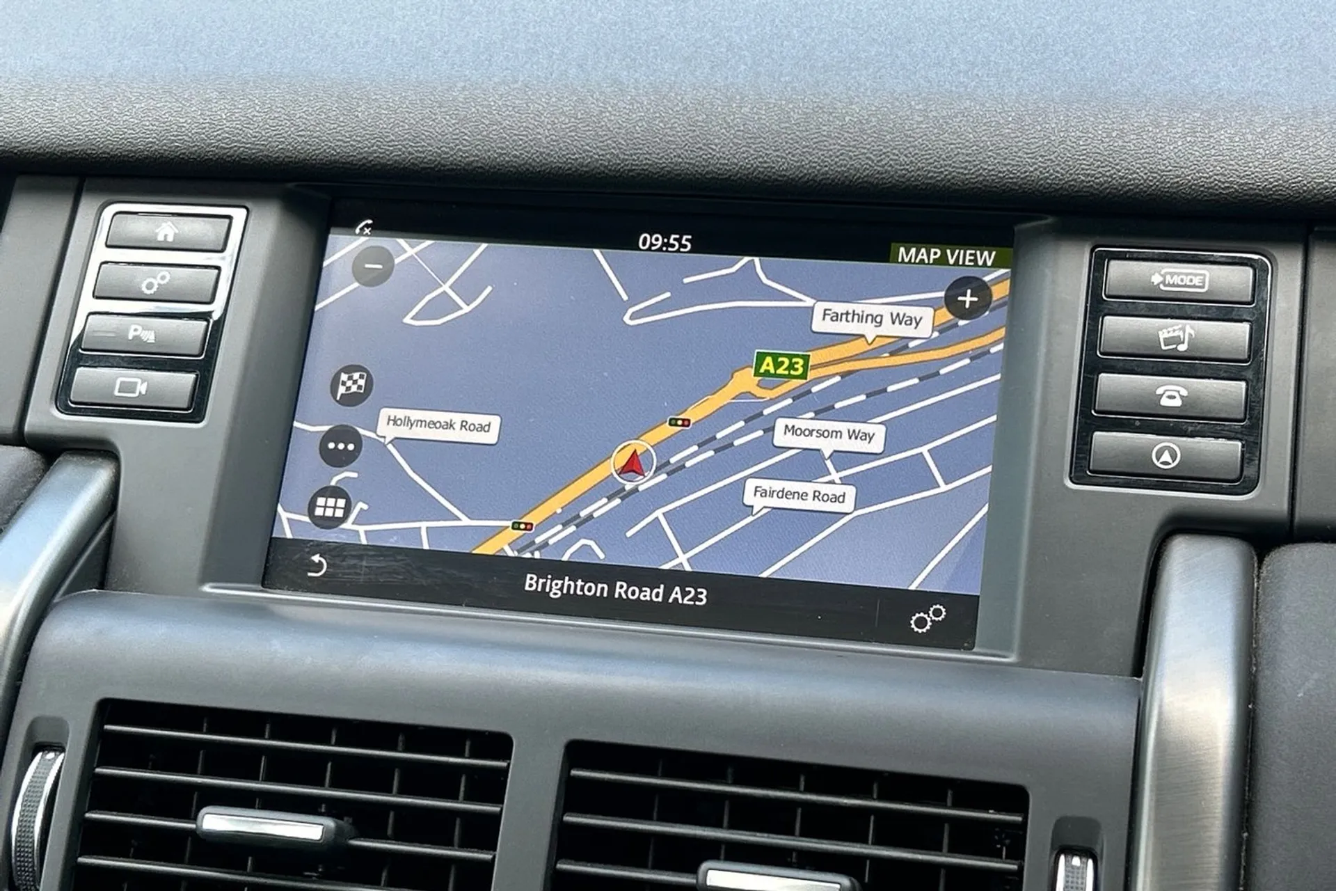 LAND ROVER DISCOVERY SPORT thumbnail image number 5