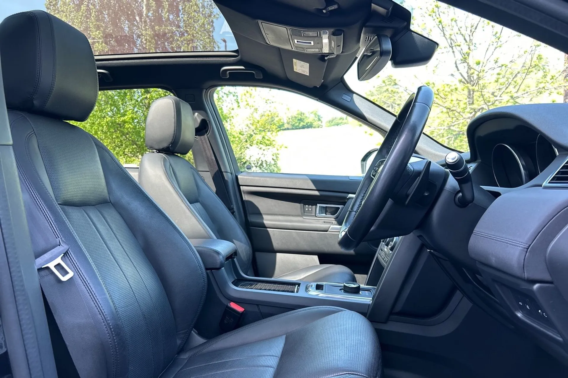 LAND ROVER DISCOVERY SPORT thumbnail image number 13