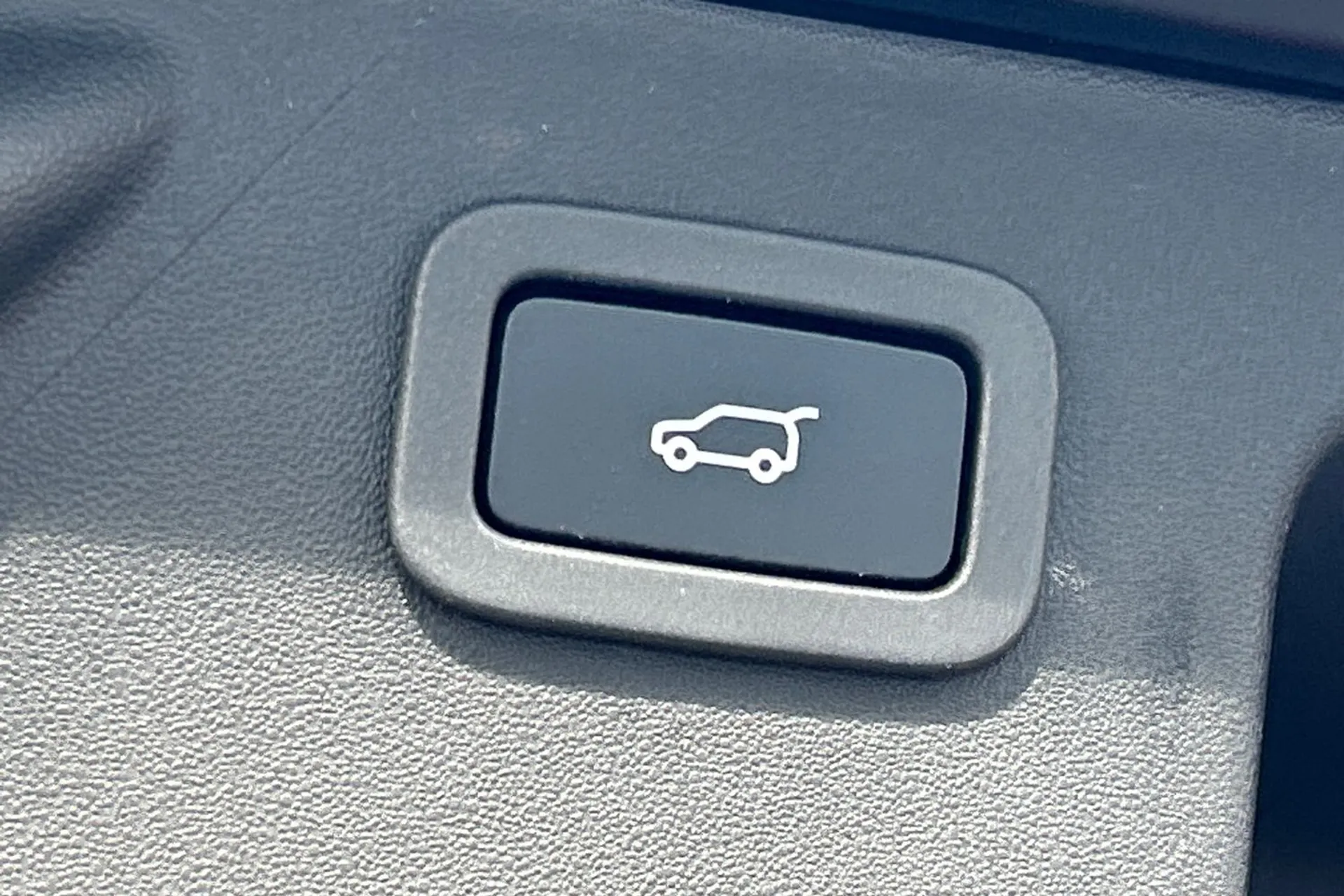 LAND ROVER DISCOVERY SPORT thumbnail image number 37